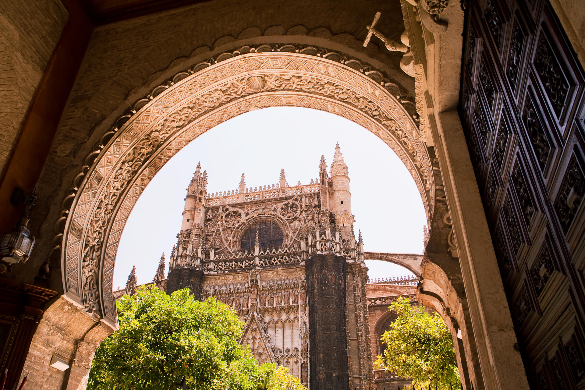 Cathedral and the Giralda Tour in Seville - Thumbnail 7