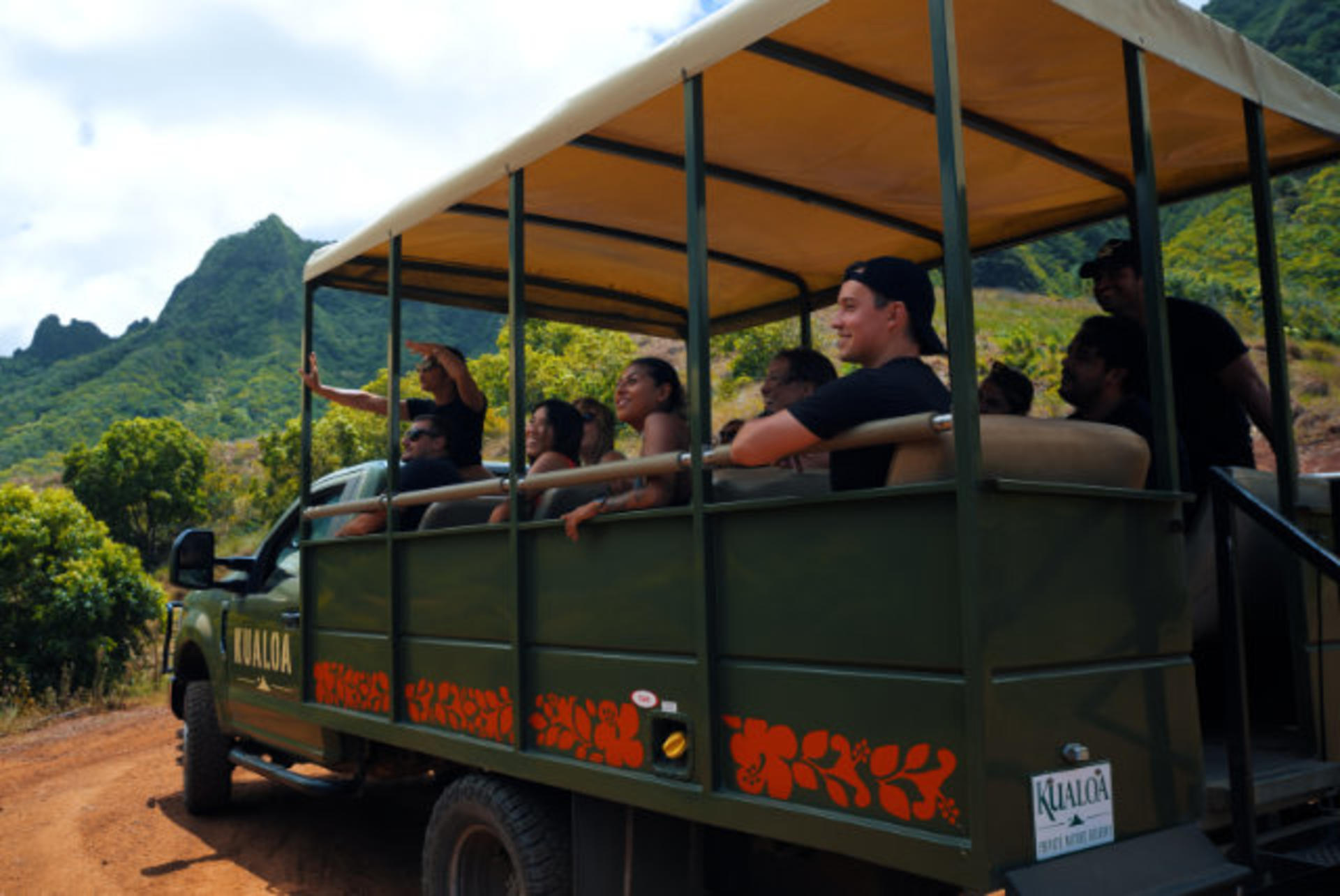 Kaneohe Bay Jurassic Adventure 2.5-Hour Guided Tour - Thumbnail 6
