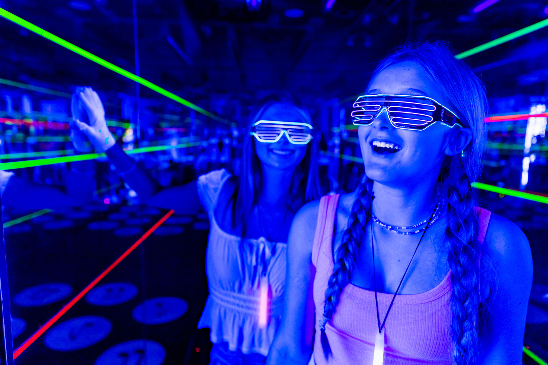 Infinity Attraction Gold Coast - Thumbnail 4