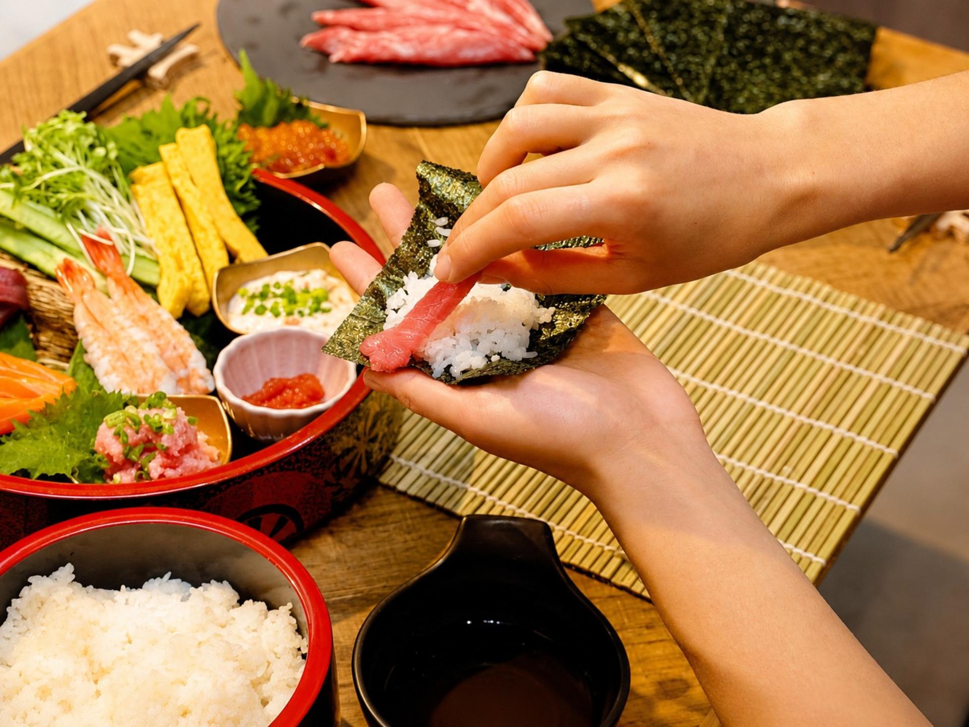 Tokyo: Sushi Making Class in Shibuya Hand Rolled with Master - Thumbnail 7