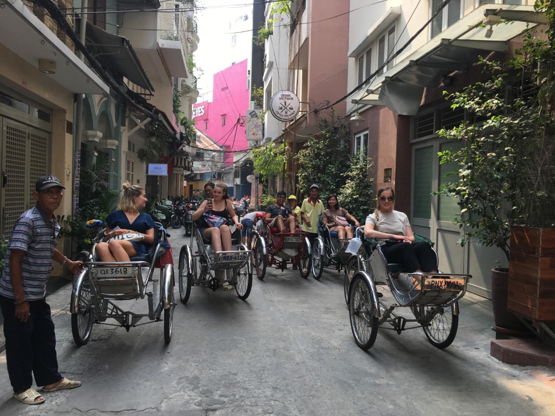 Cyclo Ride with Lunch or Dinner in Vietnamese Restaurant - Image 1