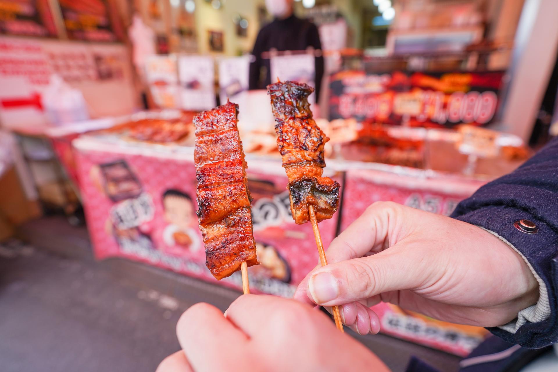 Tsukiji Fish Market Tour : Behind the Scenes & 10 Seafood Tastings  - Thumbnail 29