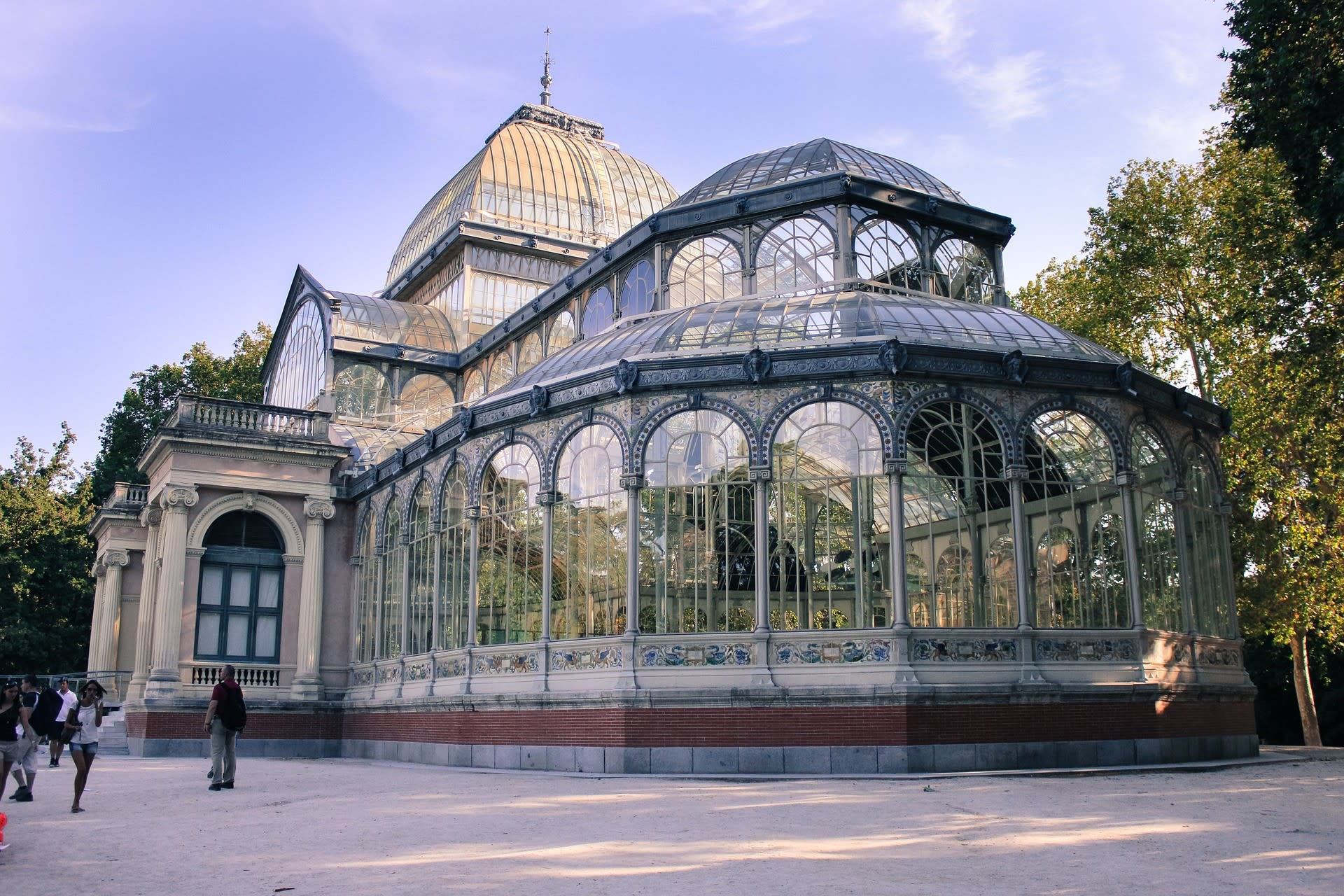 El Retiro Park Guided Walking Tour in Madrid - Thumbnail 4