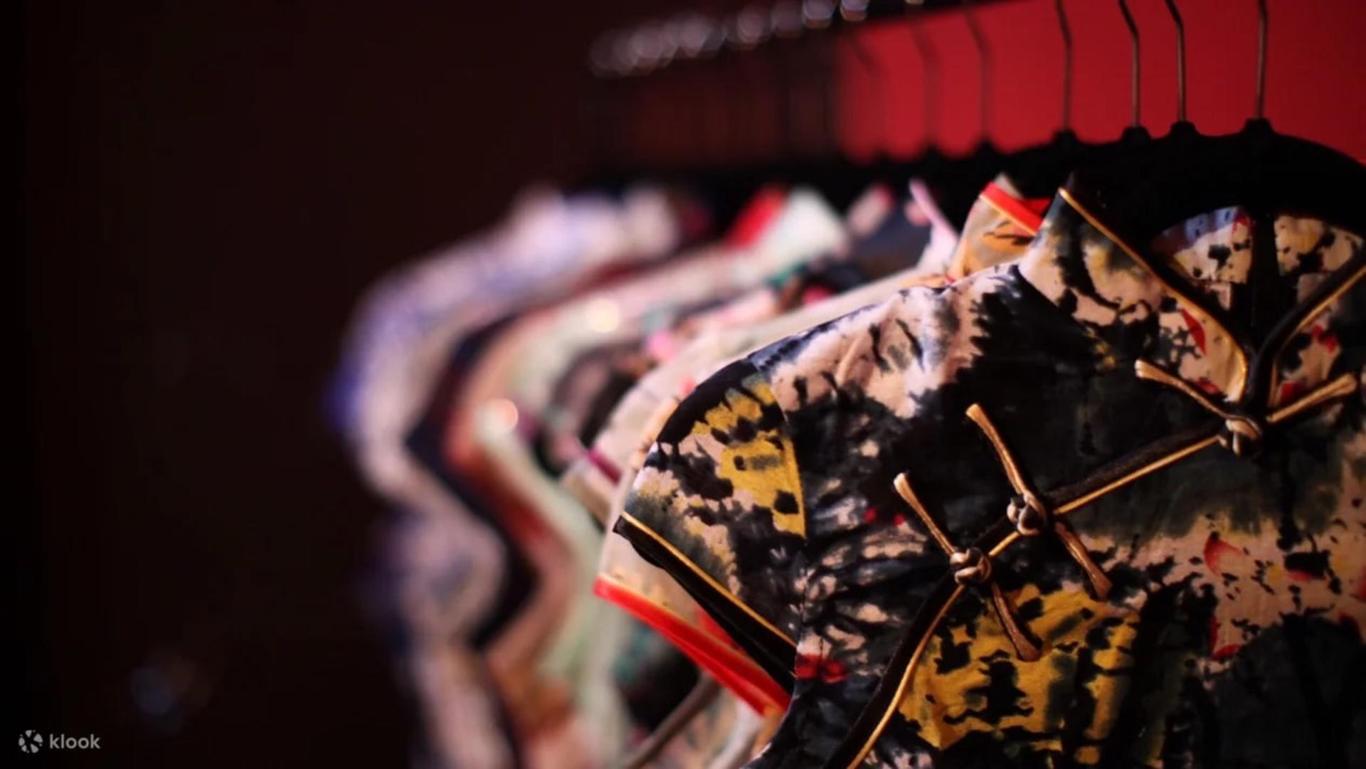 Traditional Qipao Experience in Jiufen - Thumbnail 11