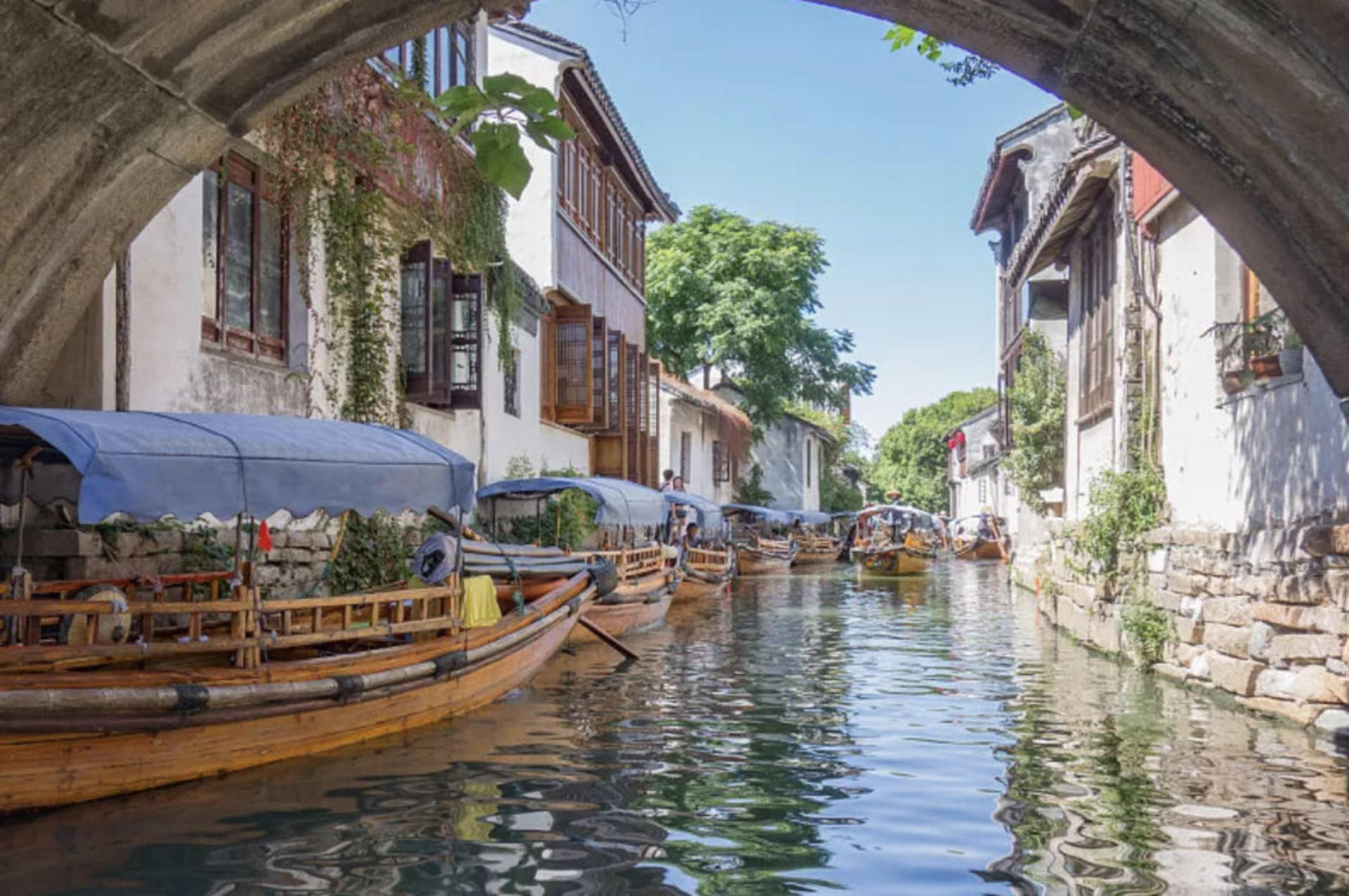 Shanghai Zhujiajiao Half-Day Ancient Town Tour with Transfers - Thumbnail 2