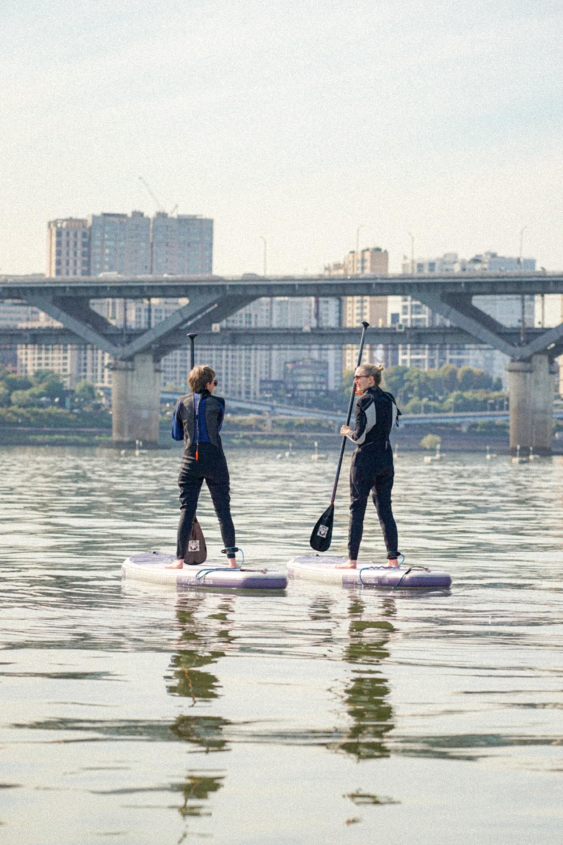 Kayak & Paddleboard Adventure on the Han River in Seoul - Thumbnail 25