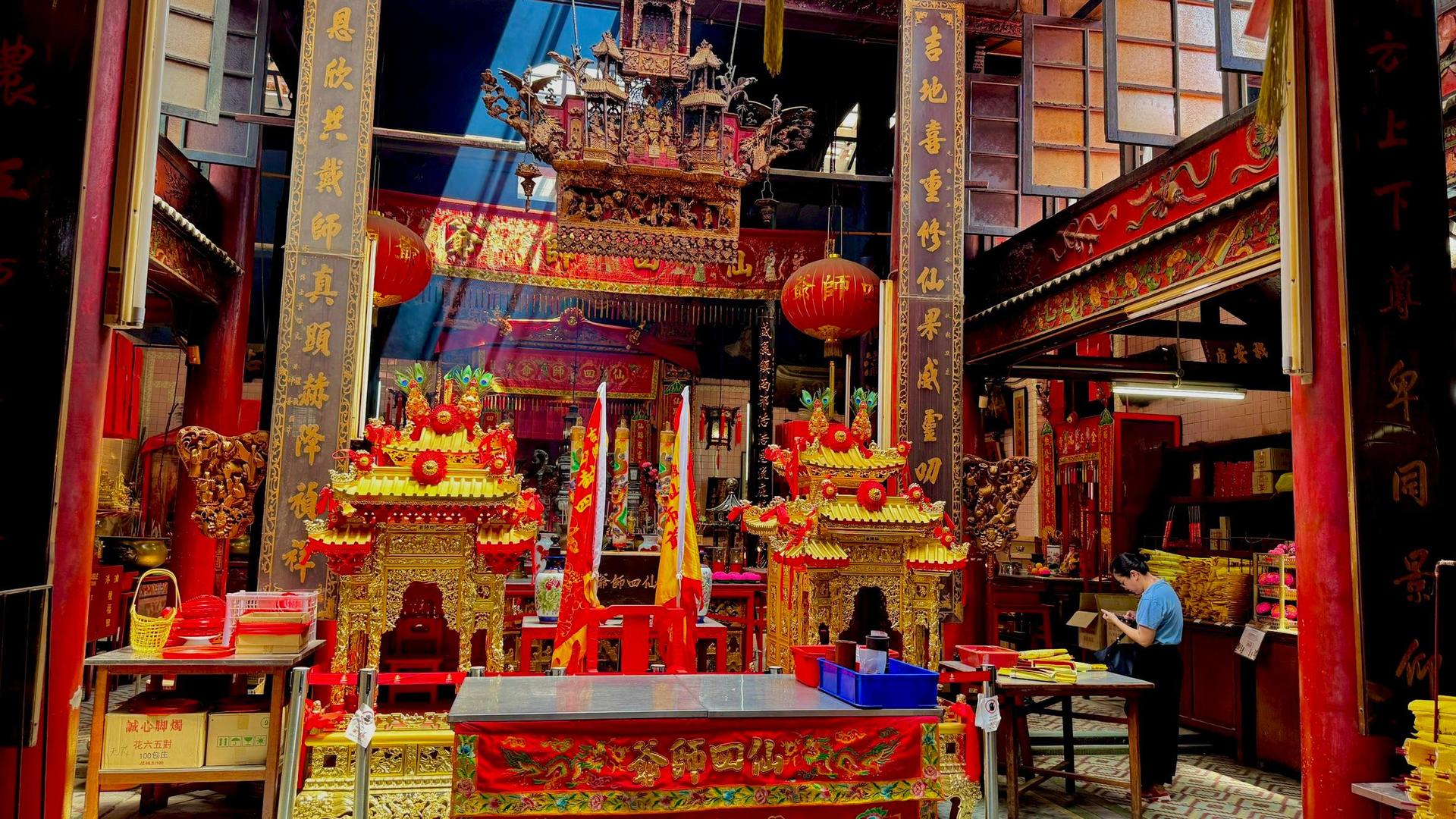 KL Hidden Temples and Spiritual Journey Half Day Tour  - Thumbnail 14