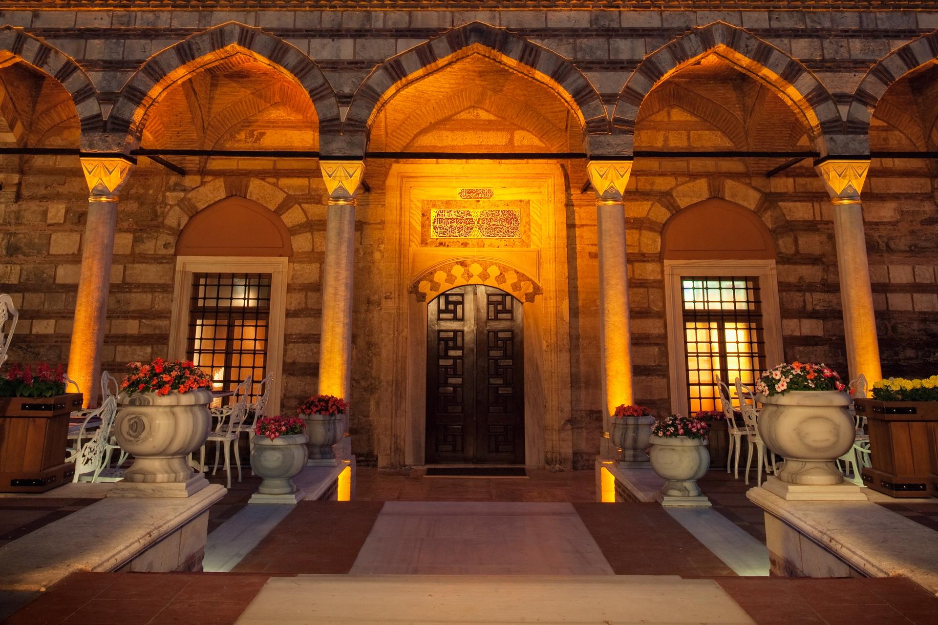 Hurrem Sultan Hamam experience - Thumbnail 3