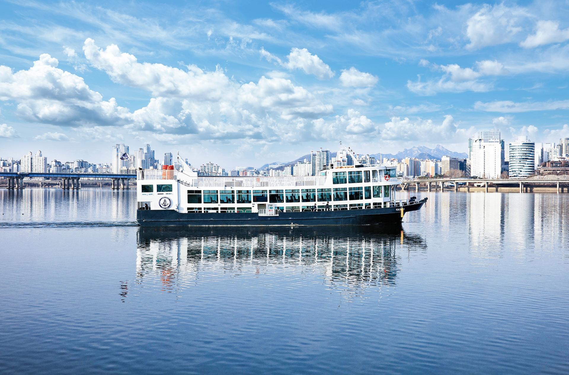 Seoul Jamsil Eland Hangang River Cruise - Thumbnail 6
