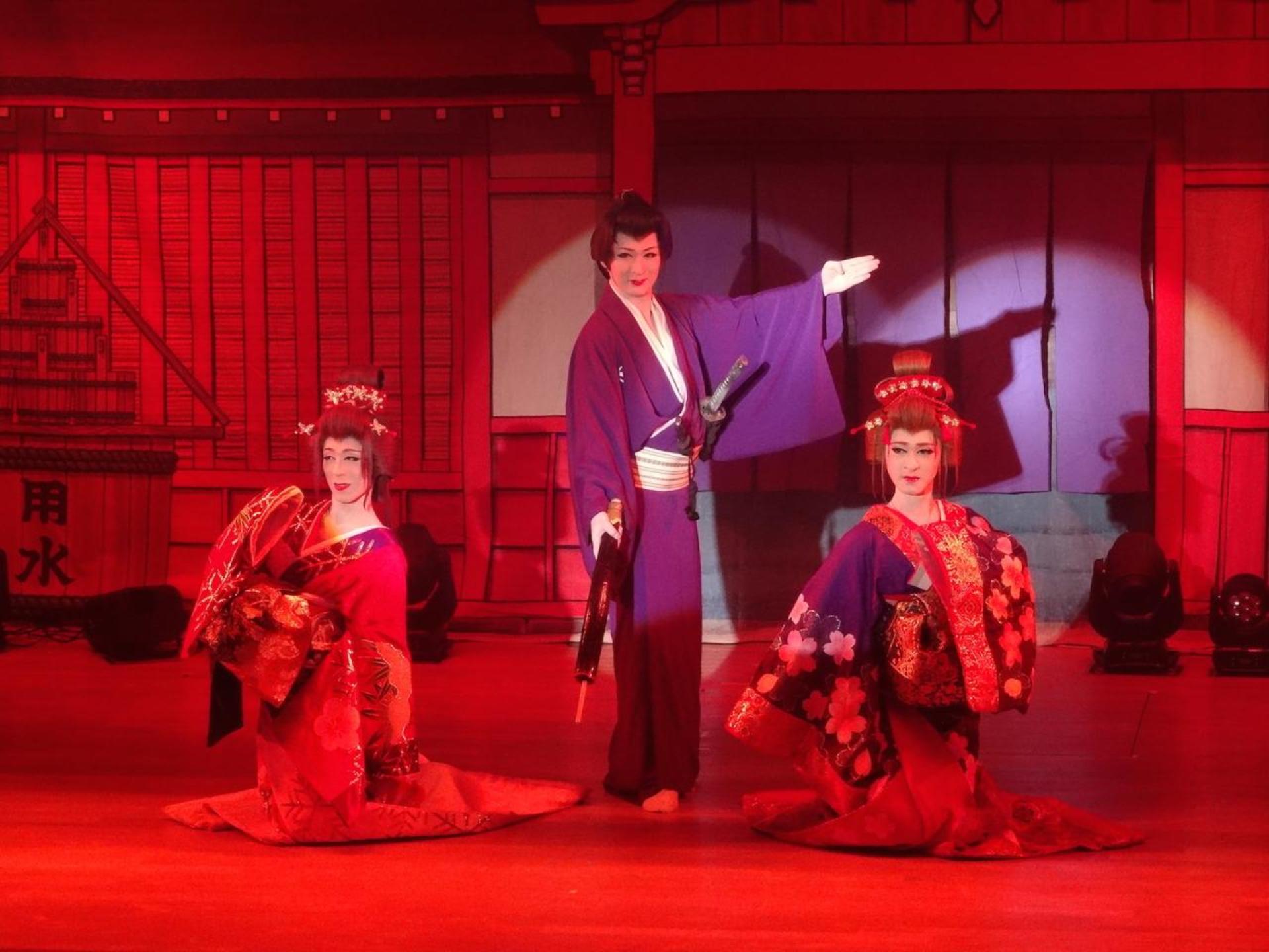 Traditional Japanese Performance “Taishu-engeki” in Umeda - Image 1
