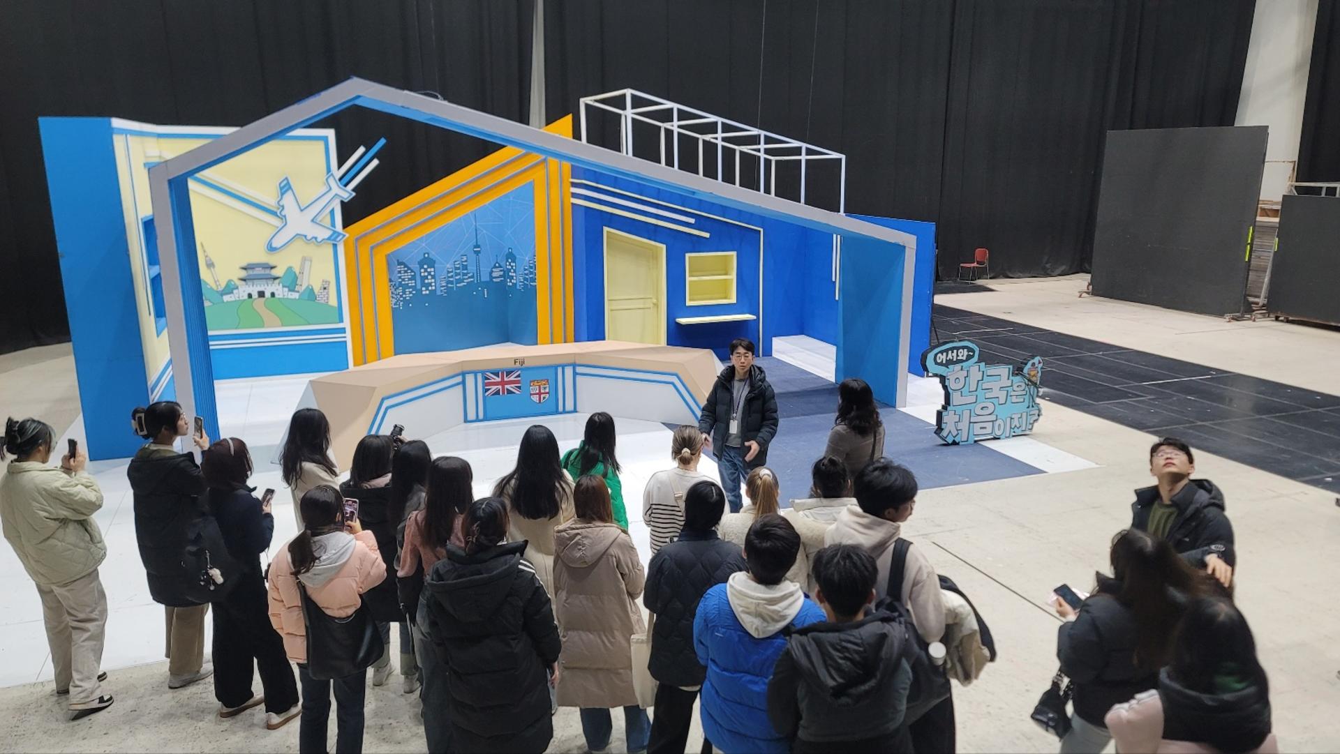 Official MBC Insider Tour: Live K-Drama Filming & VIP Studio Tour - Thumbnail 25