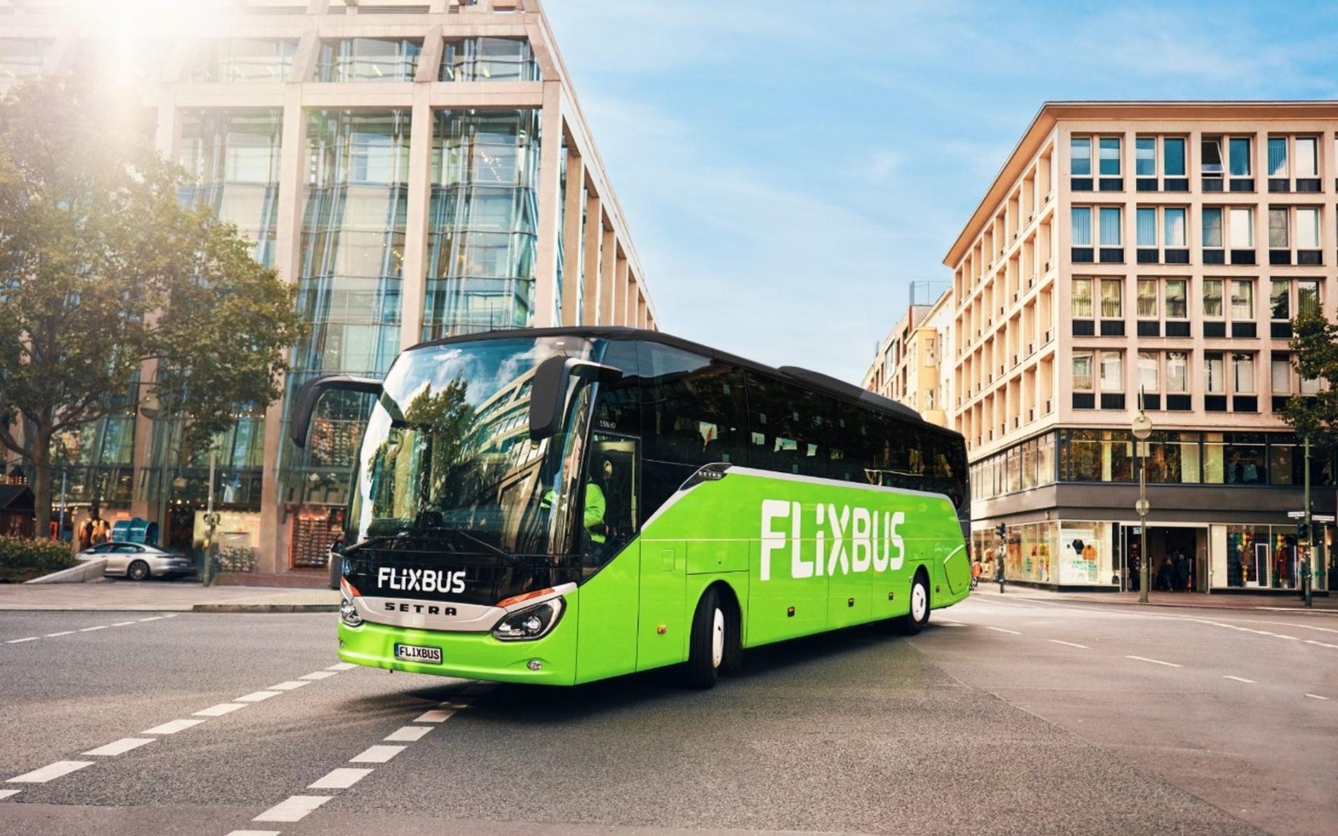 Milan-Venice Bus Transfer by Flixbus - Thumbnail 2