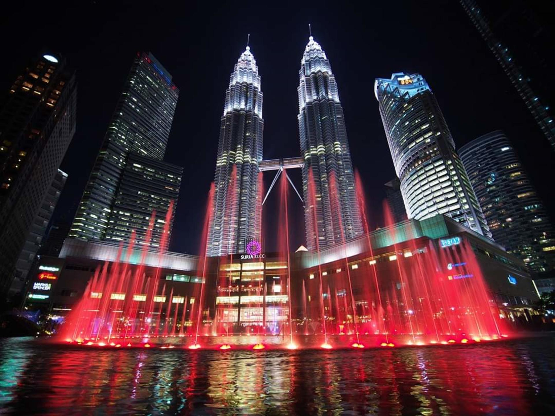 Kuala Lumpur Evening Tour with KL Tower Entry & Water Fountain Show - Image 1