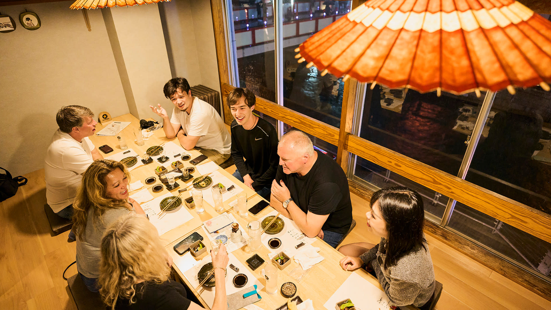 Osaka: Guided Food Tour with 12 Dishes and 2 Drinks - Thumbnail 19