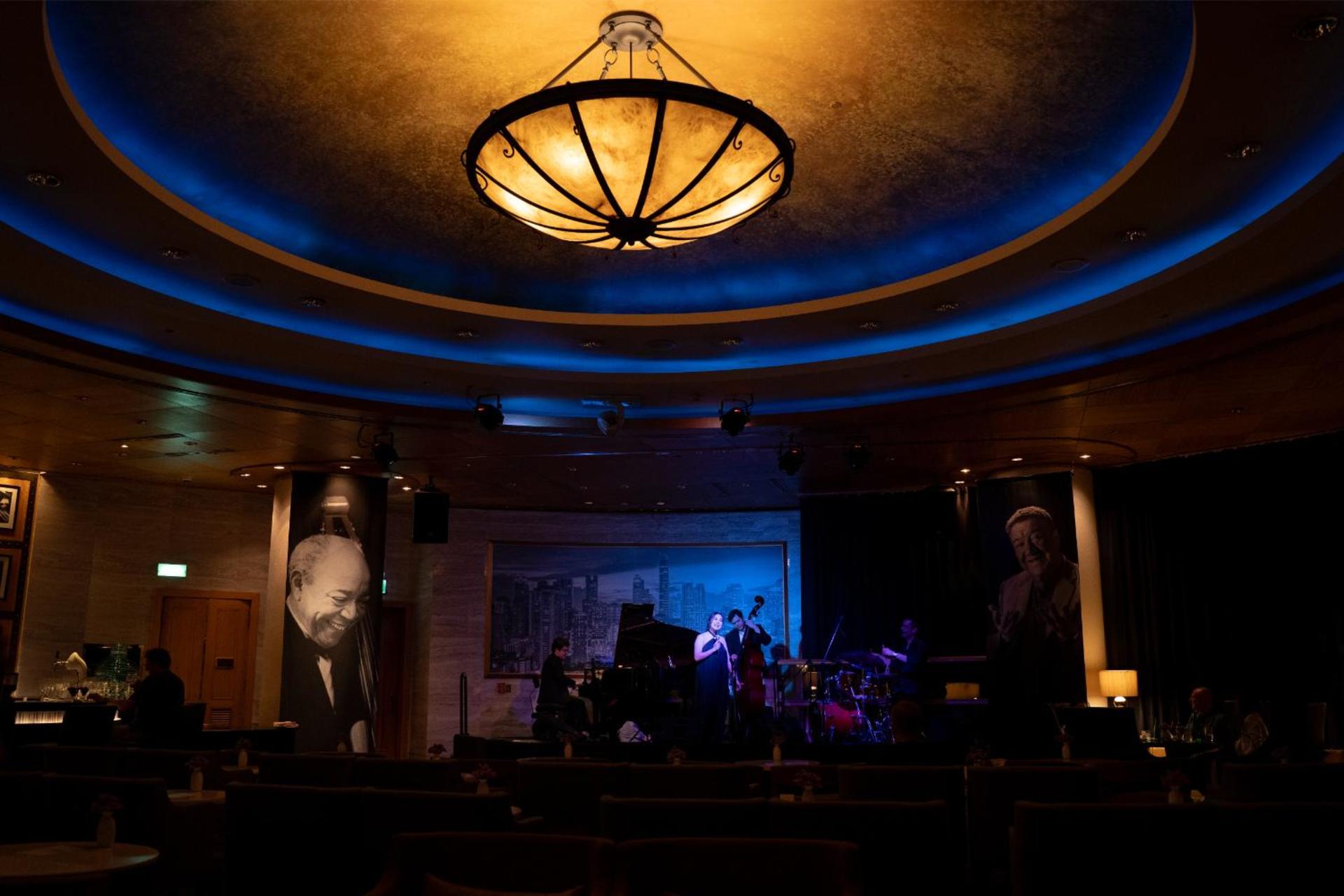 Jazz & Dining Experience at at Sheraton Grande Sukhumvit Bangkok (BTS Asok) - Thumbnail 5