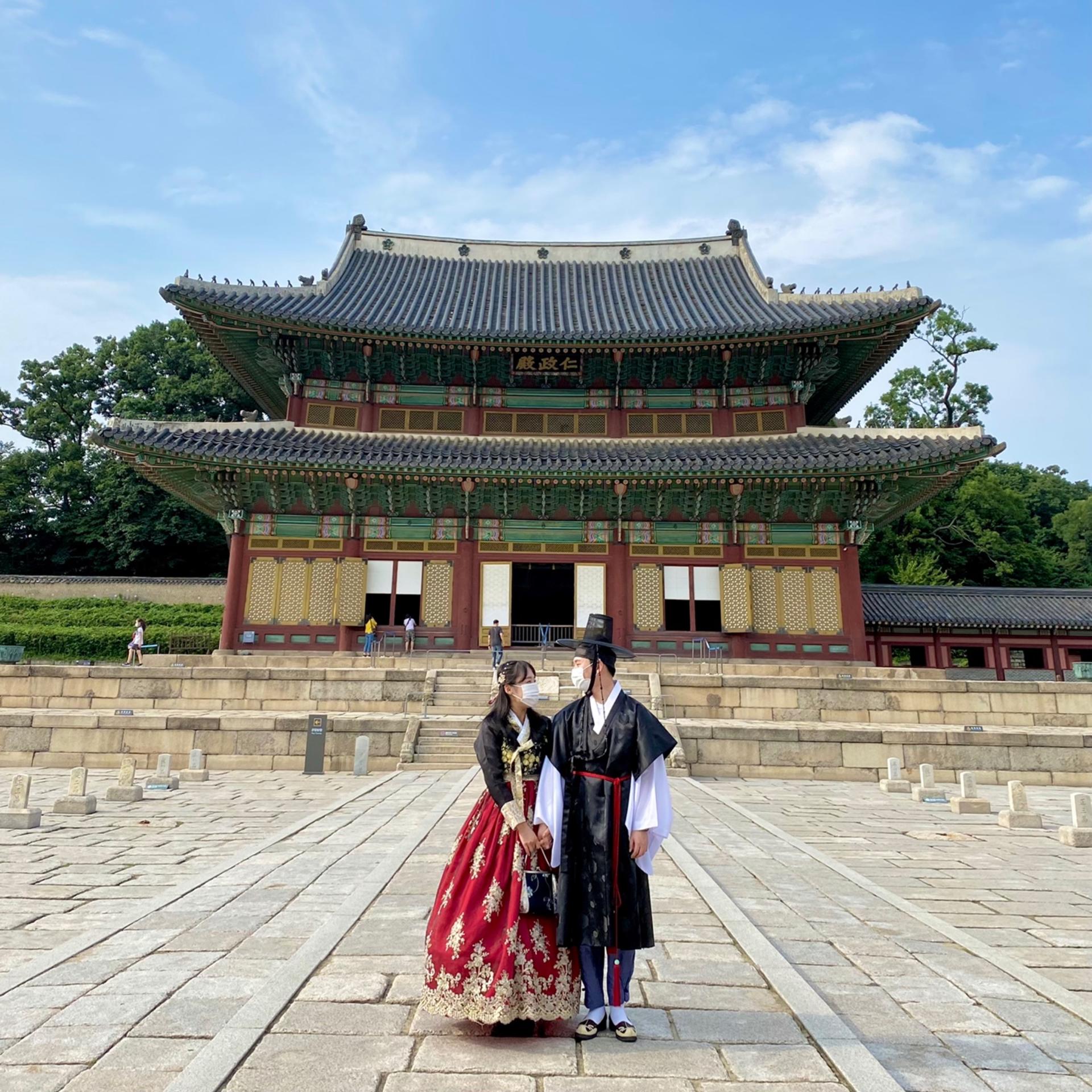 Byulgungteo Hanbok Experience Gyeongbokgung Branch - Thumbnail 5