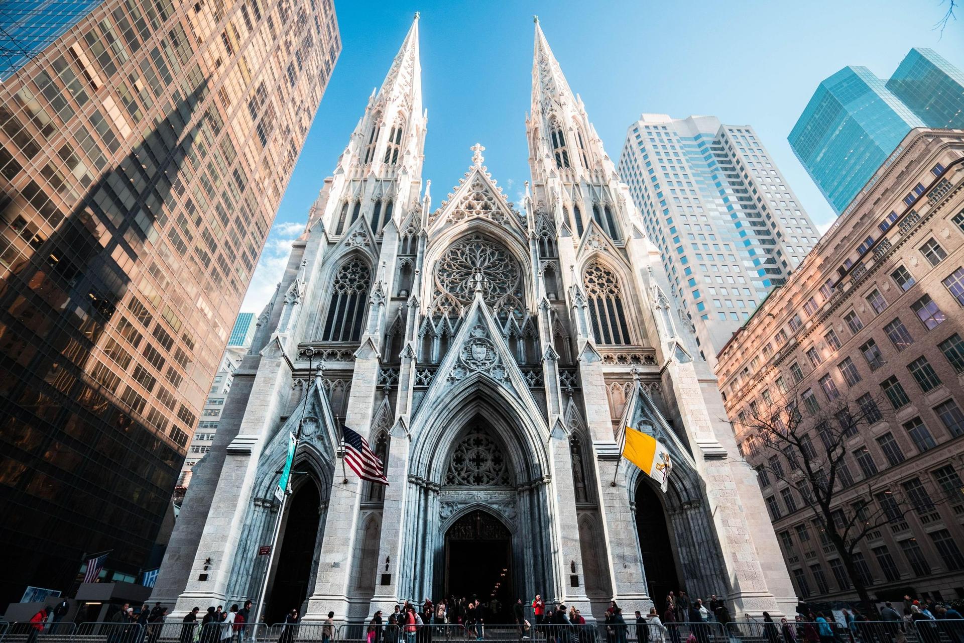 New York Statue of Liberty Cruise and St. Patrick's Cathedral Tour - Thumbnail 3