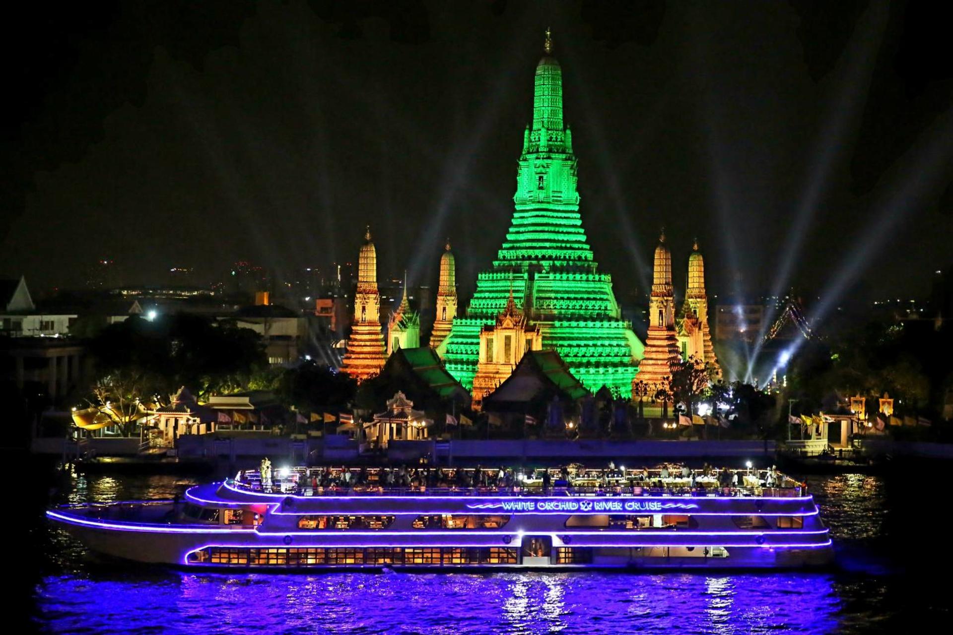 Chao Phraya White Orchid Cruise in Bangkok - Thumbnail 2