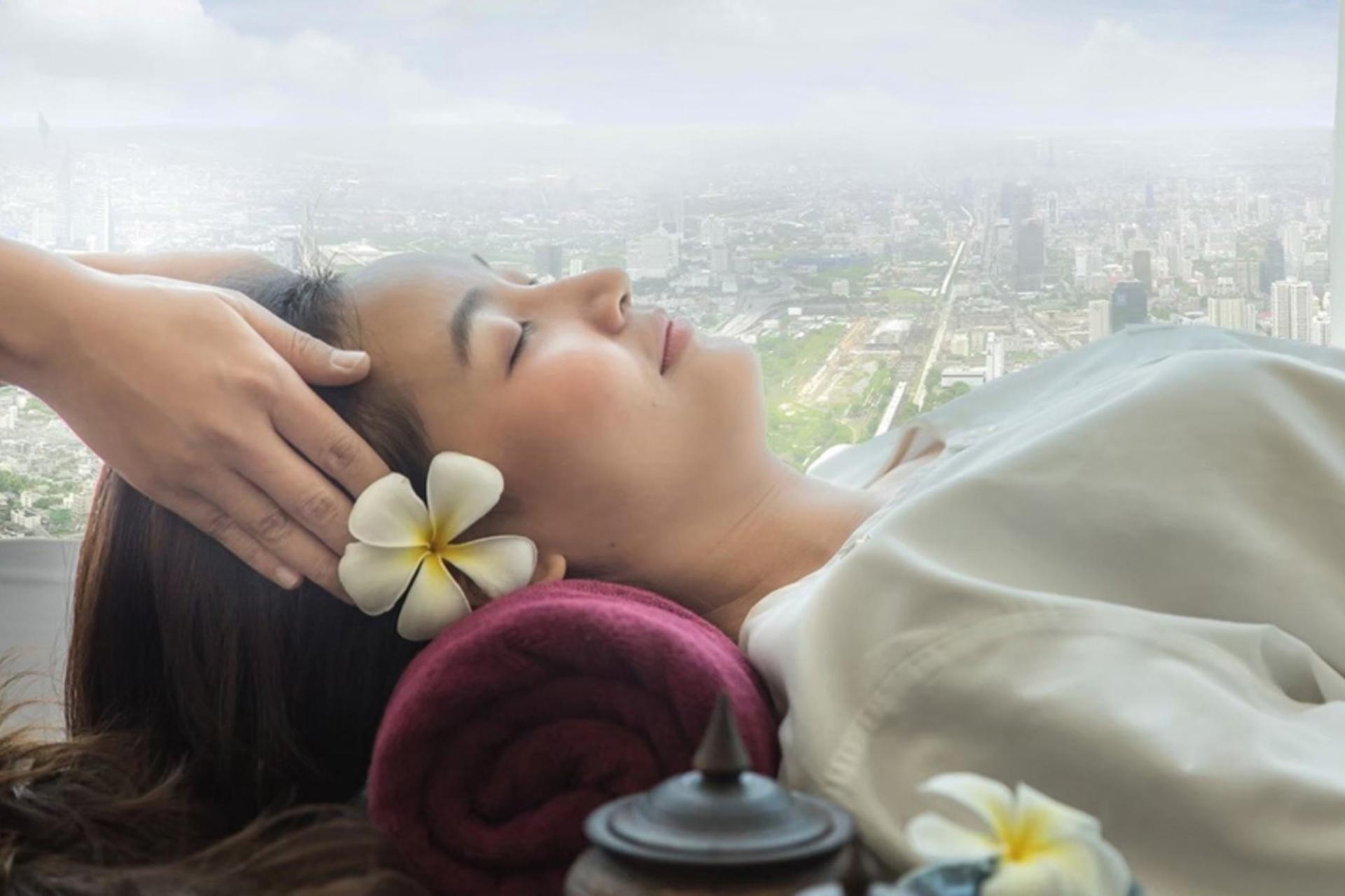 Sky Relax at Baiyoke Sky Hotel in Bangkok - Thumbnail 5