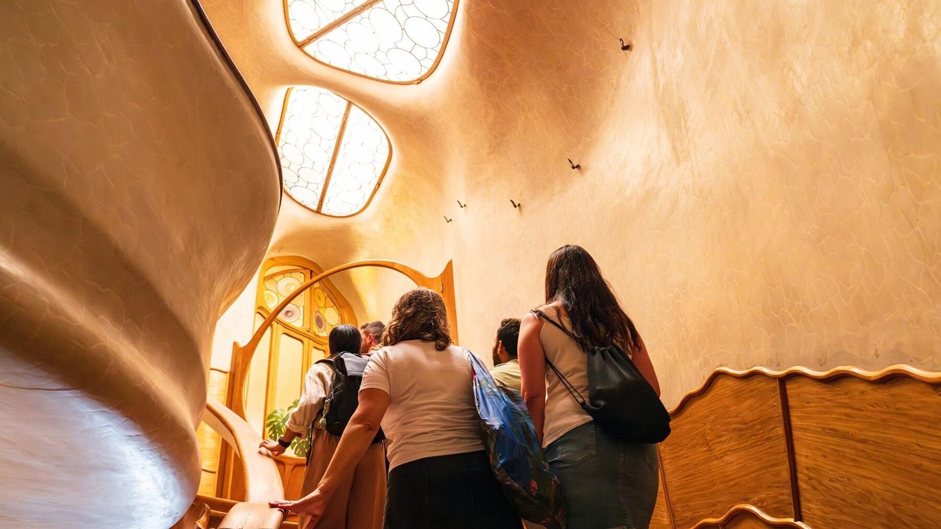 Casa Batllo Tour with Optional White Rabbit Museum Admission - Thumbnail 8