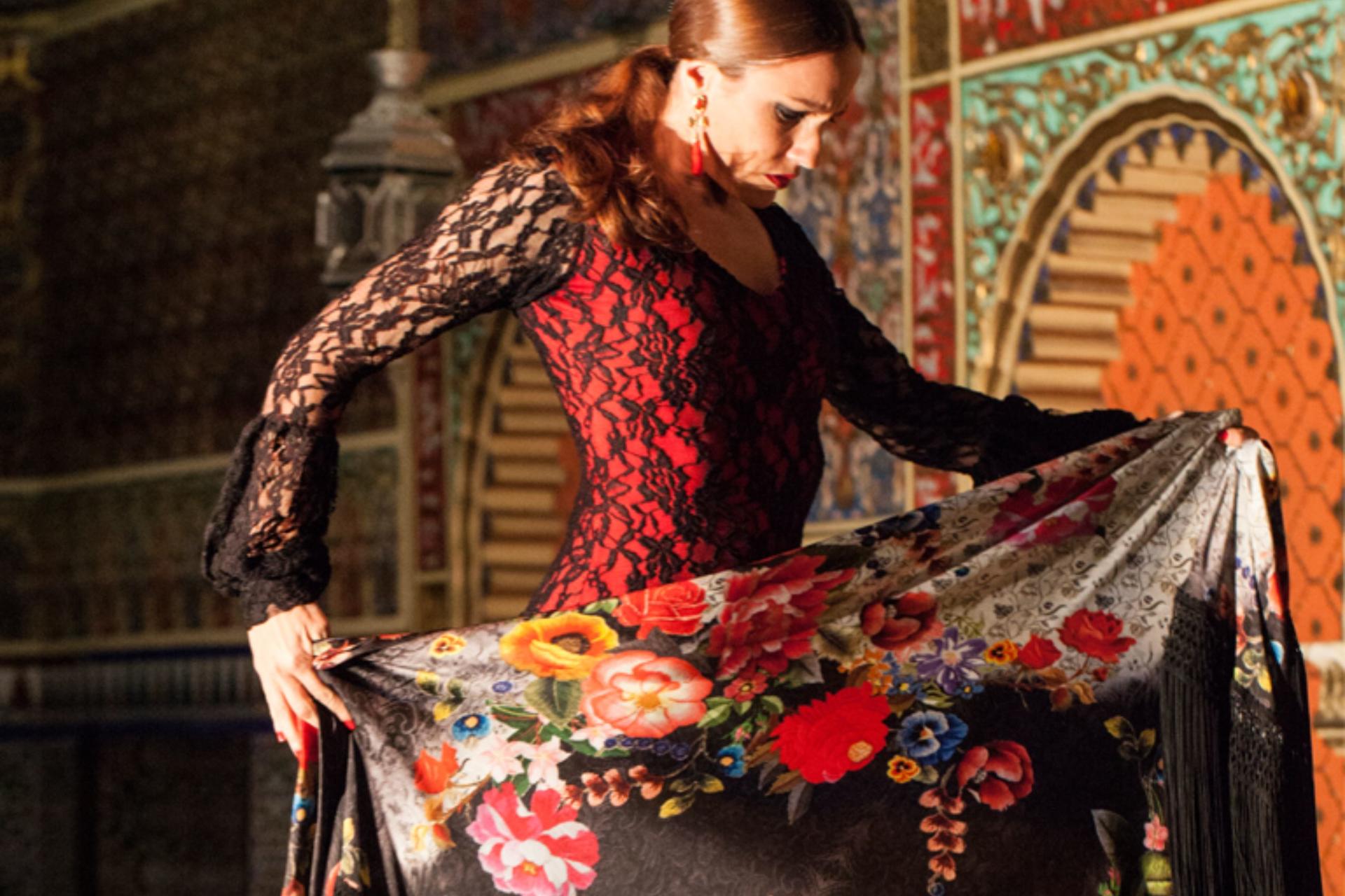 Madrid Evening Tour with Flamenco Show and Optional Tapas - Image 1