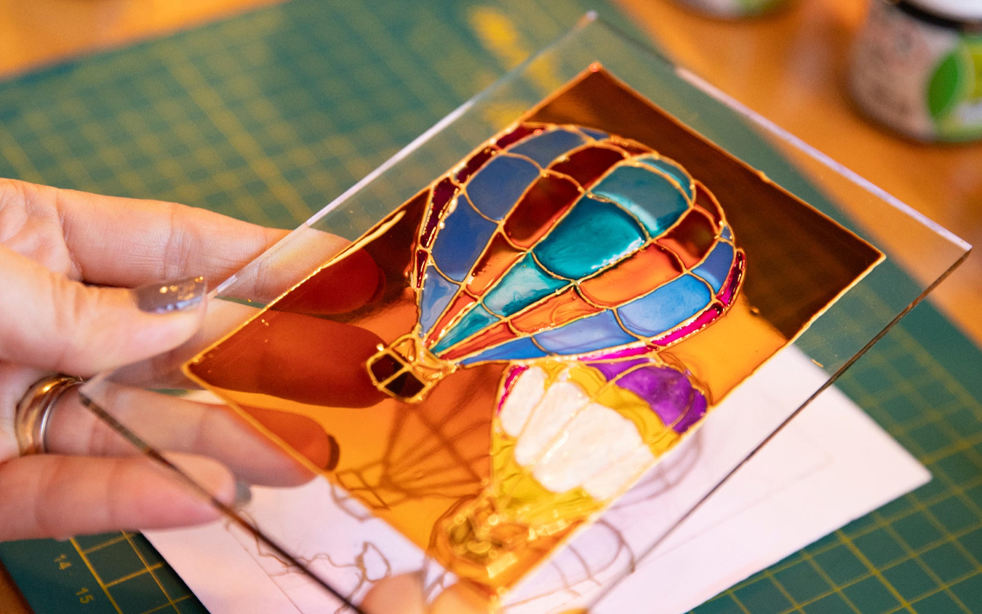 Istanbul Stained Glass Sun Catcher Painting Workshop - Thumbnail 4