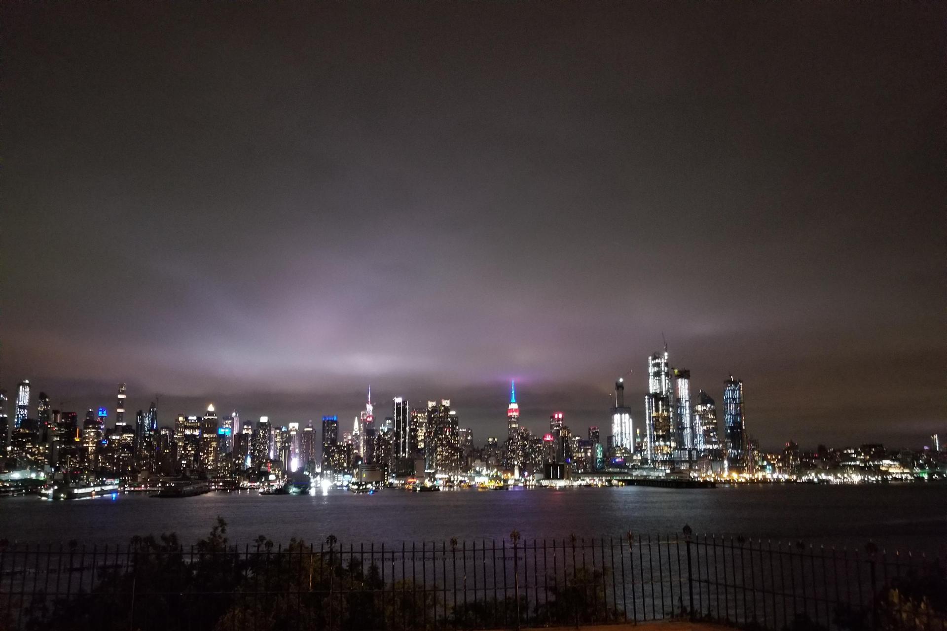 New York Skyline Night Tour - Thumbnail 6