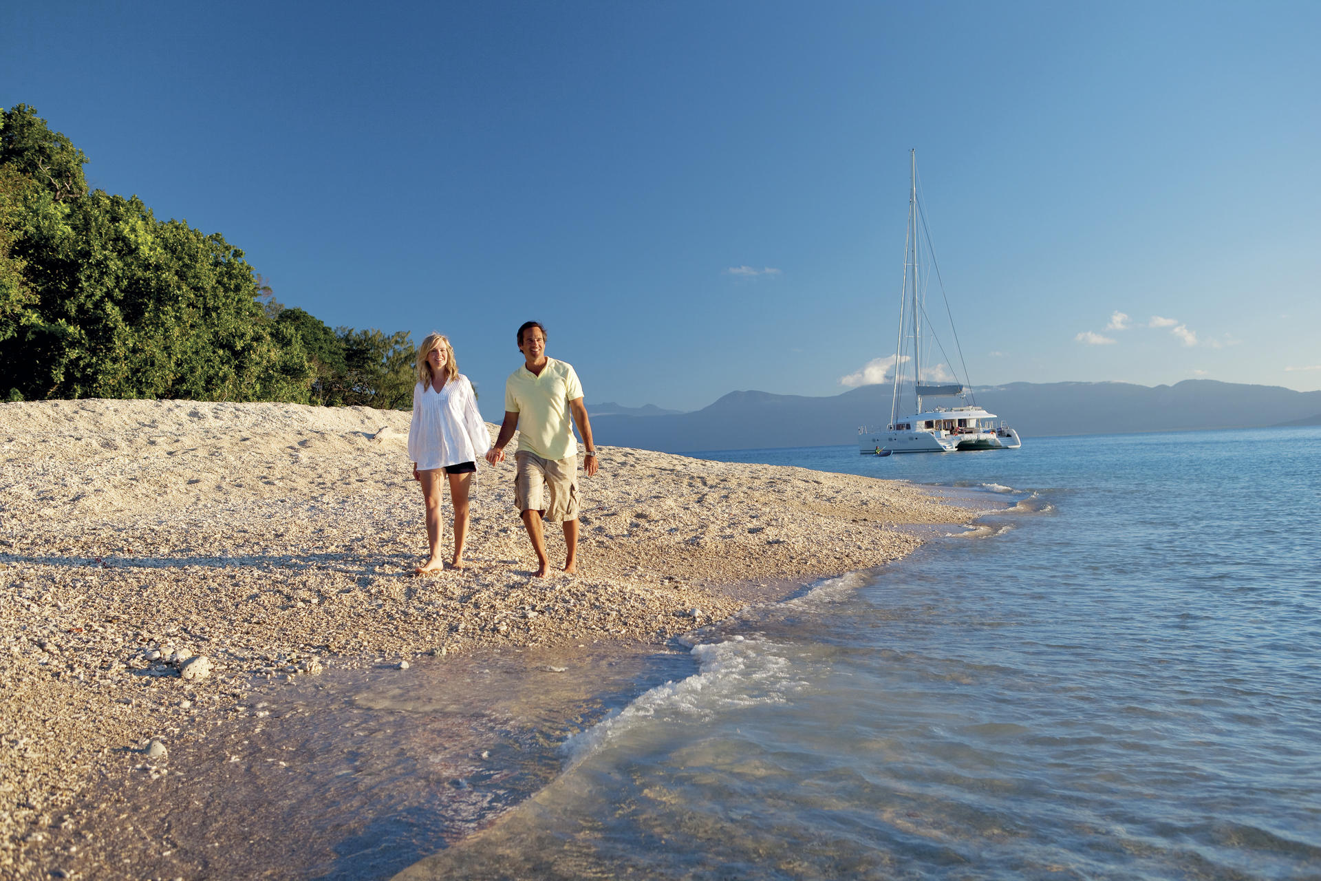 Fitzroy Island Ferry Transfer Ticket from Cairns - Thumbnail 3