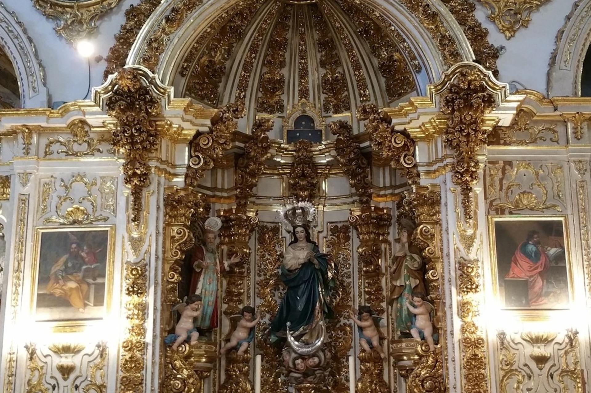 Granada Cathedral and the Royal Chapel Guided Tour - Thumbnail 4