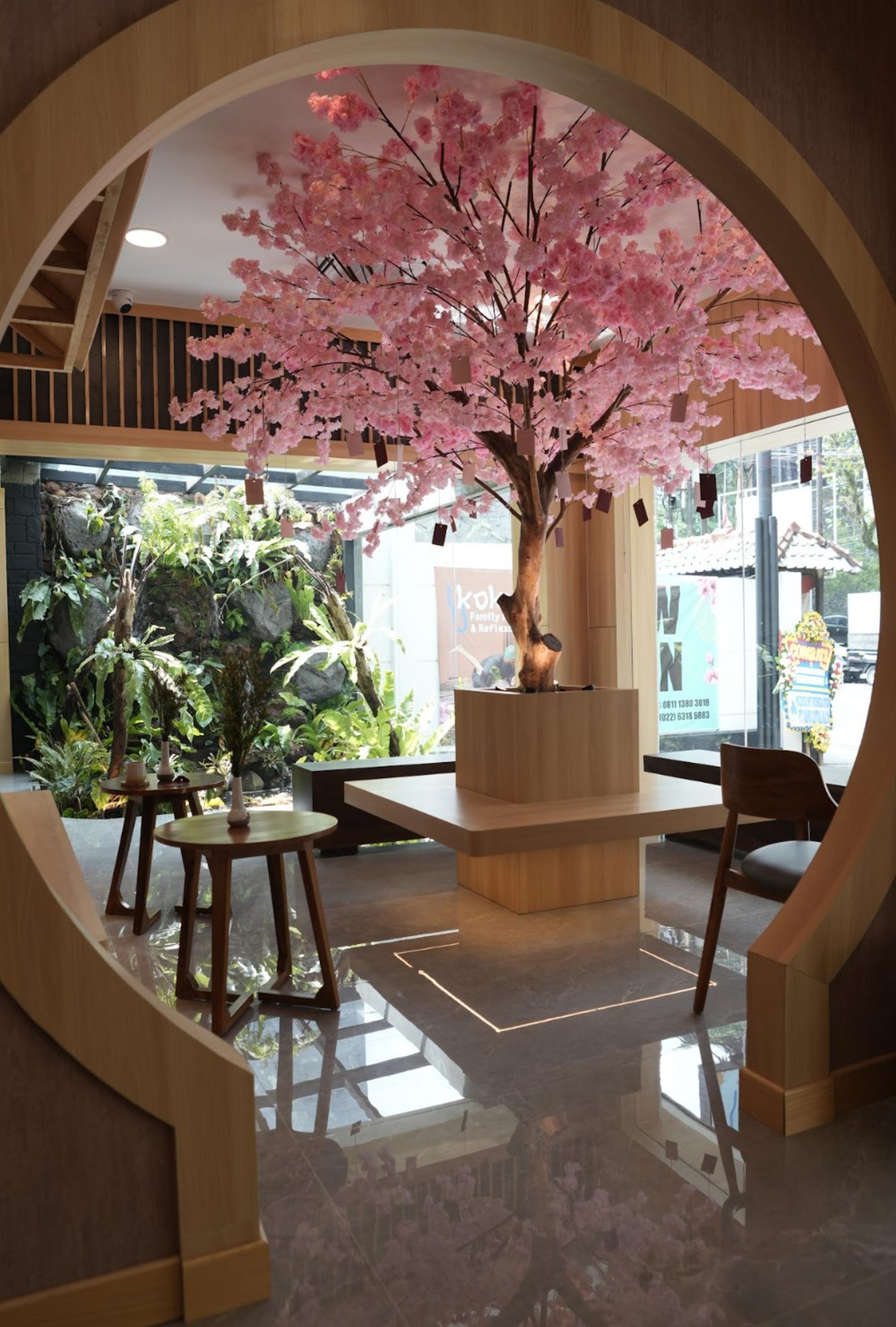 Kokuo Family Massage & Reflexology in Bandung - Thumbnail 8