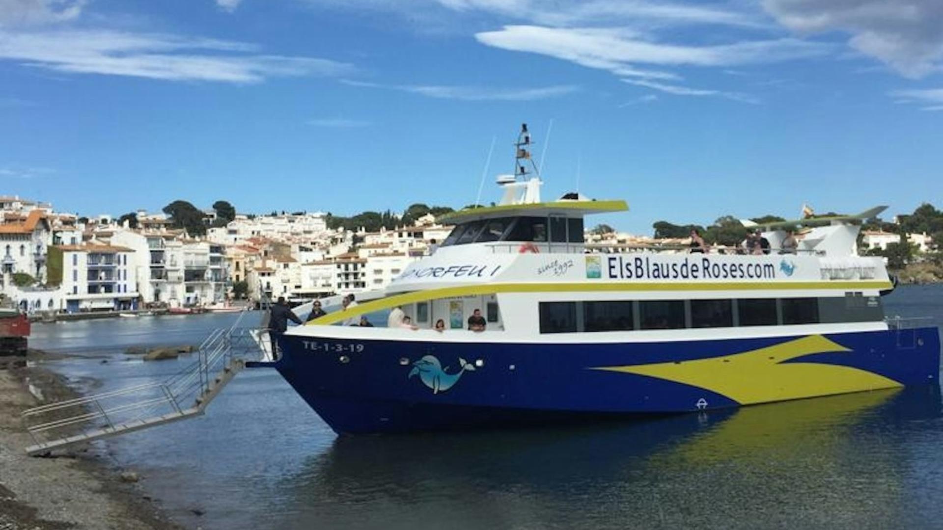 Catamaran cruise experience and free time in town in Costa Brava  - Thumbnail 5