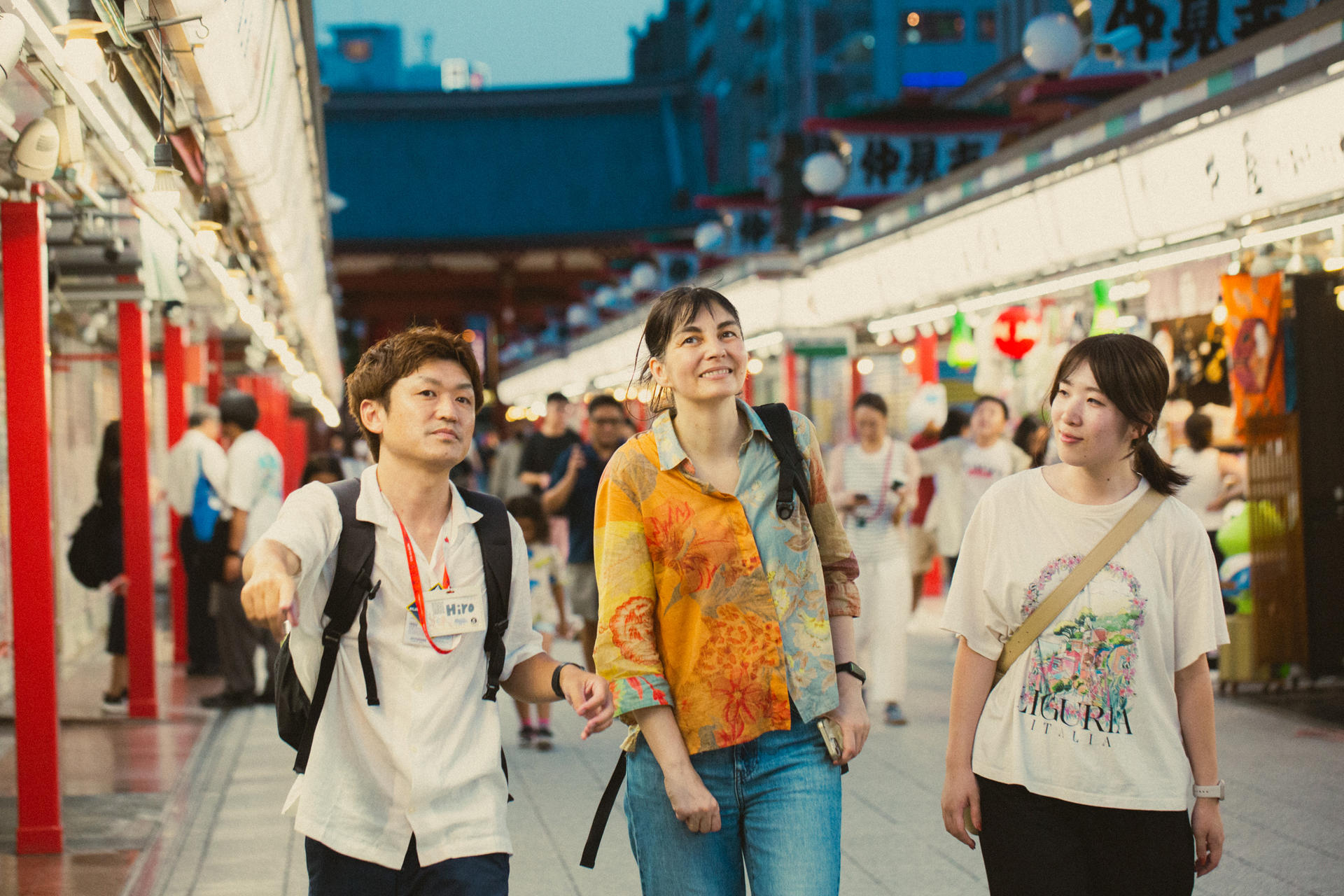 Tokyo: Asakusa & Sensoji Guided Tour (90min) - Thumbnail 3