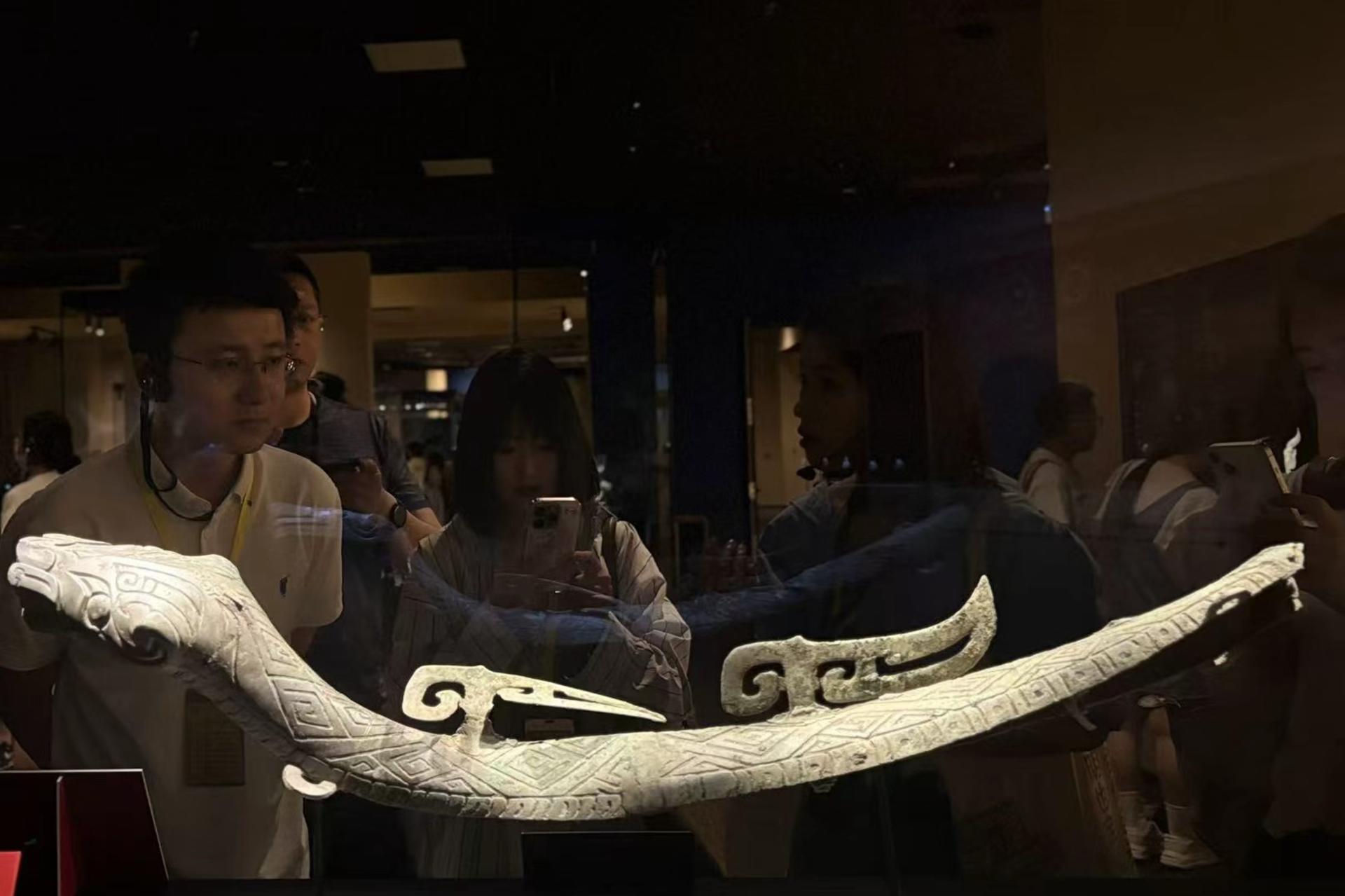 Chengdu Sanxingdui Museum + Manual Explanation Half-Day Guided Tour - Thumbnail 2