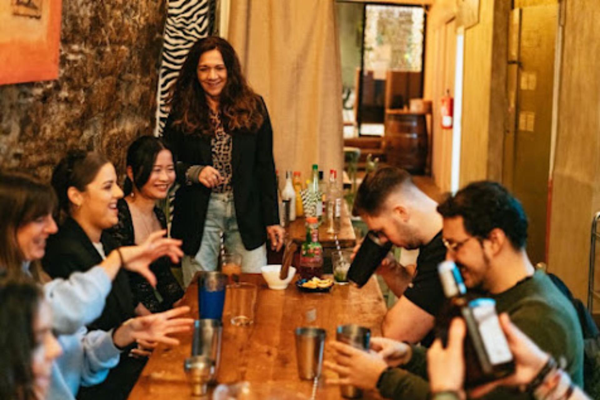 Cocktail masterclass with tapas experience in Barcelona - Thumbnail 4