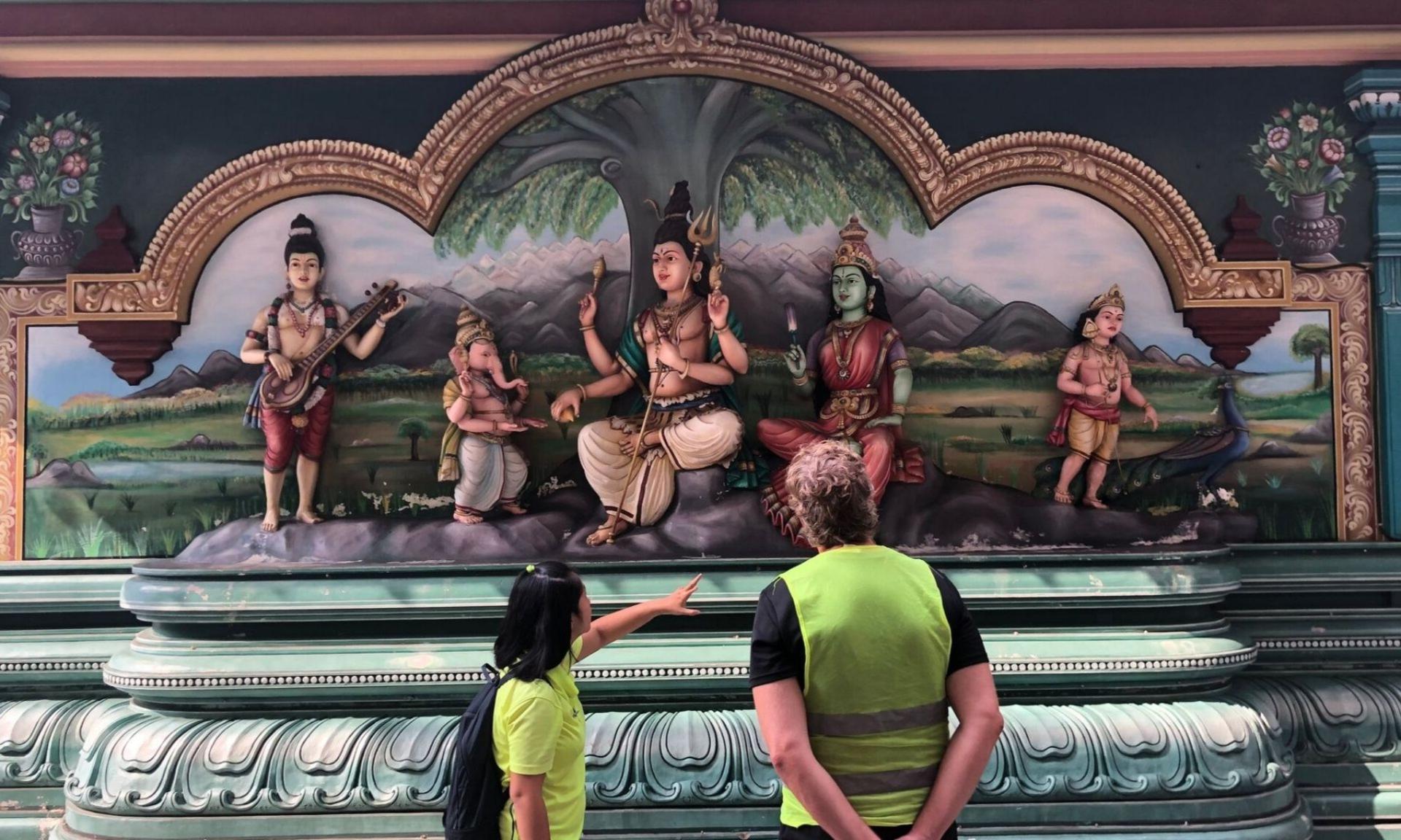 Kuala Lumpur Hidden Alleyways Half-Day Bike Tour - Thumbnail 5