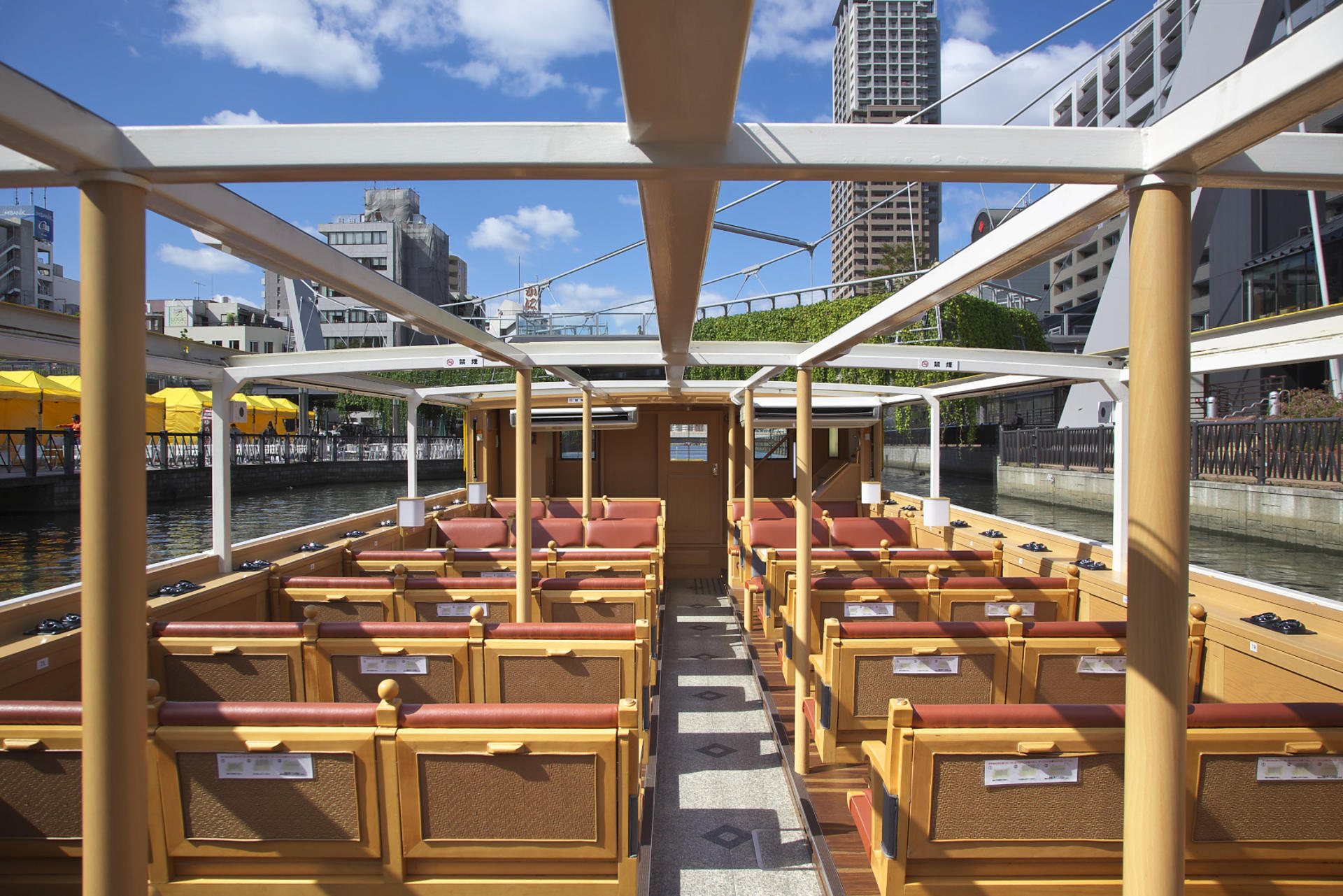 Osaka River Cruise: Naniwa Exploration Cruise with Rakugo or  Tombori River Cruise - Thumbnail 3