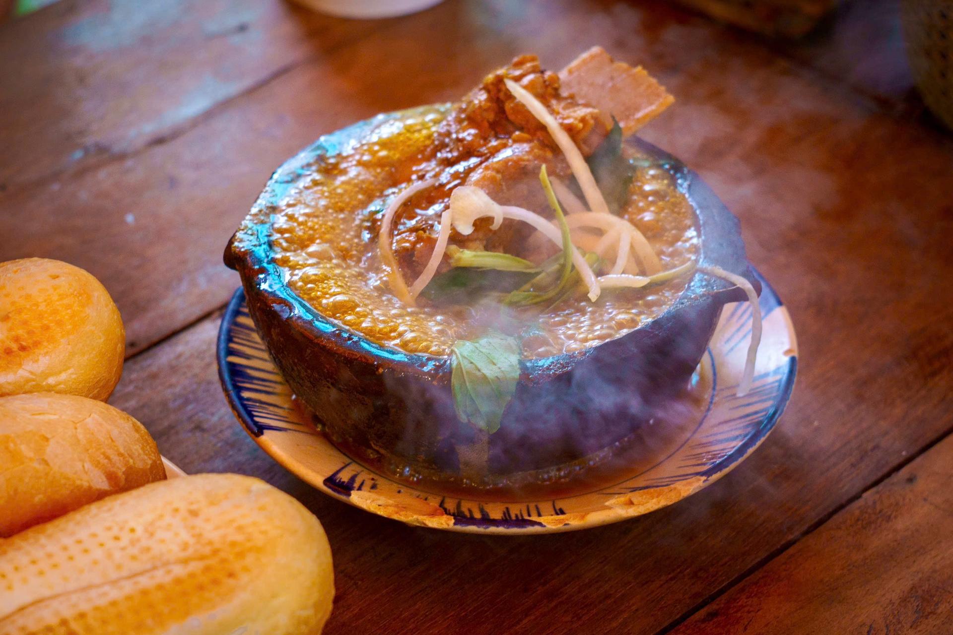 Ho Chi Minh City: Street Food Tour with 12 Tastings - Thumbnail 44