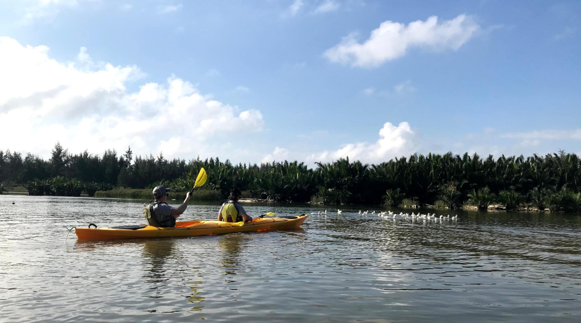 Sunset Kayaking Water Adventure Experience in Hoi An - Thumbnail 2