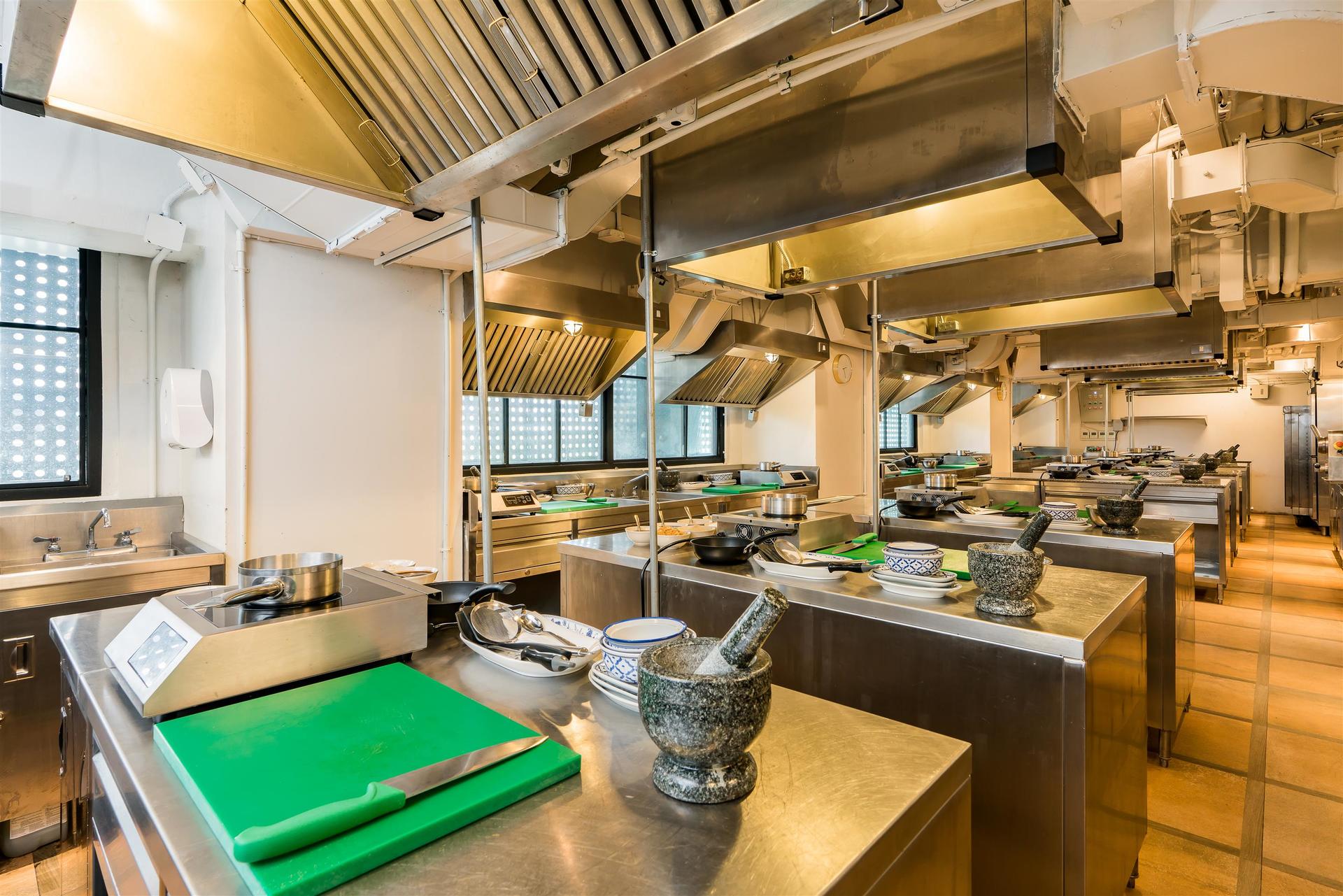 Roschas Culinary School in Bangkok							 - Thumbnail 8