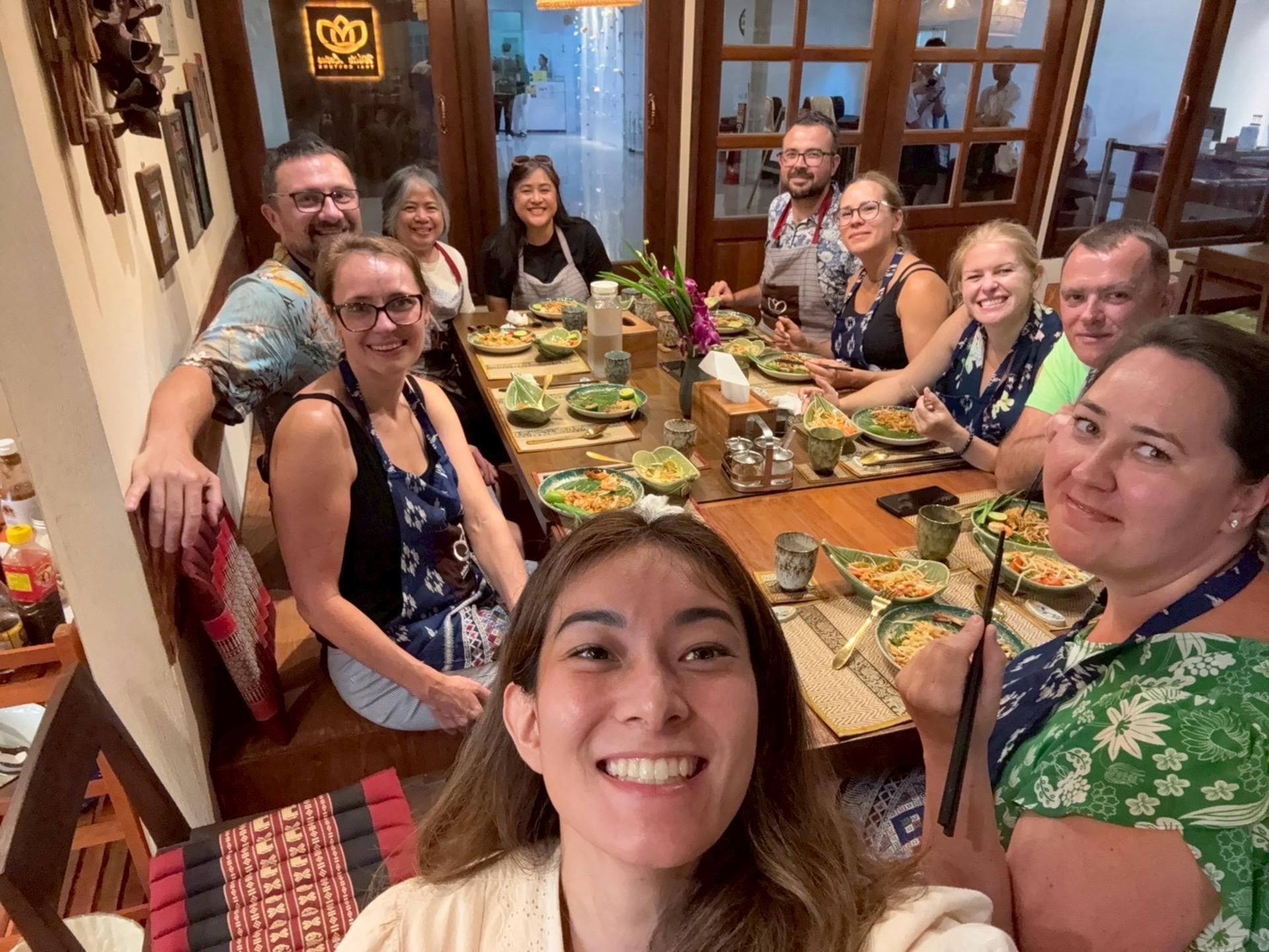 White Lotus Thai Cooking Class in Bangkok - Thumbnail 3