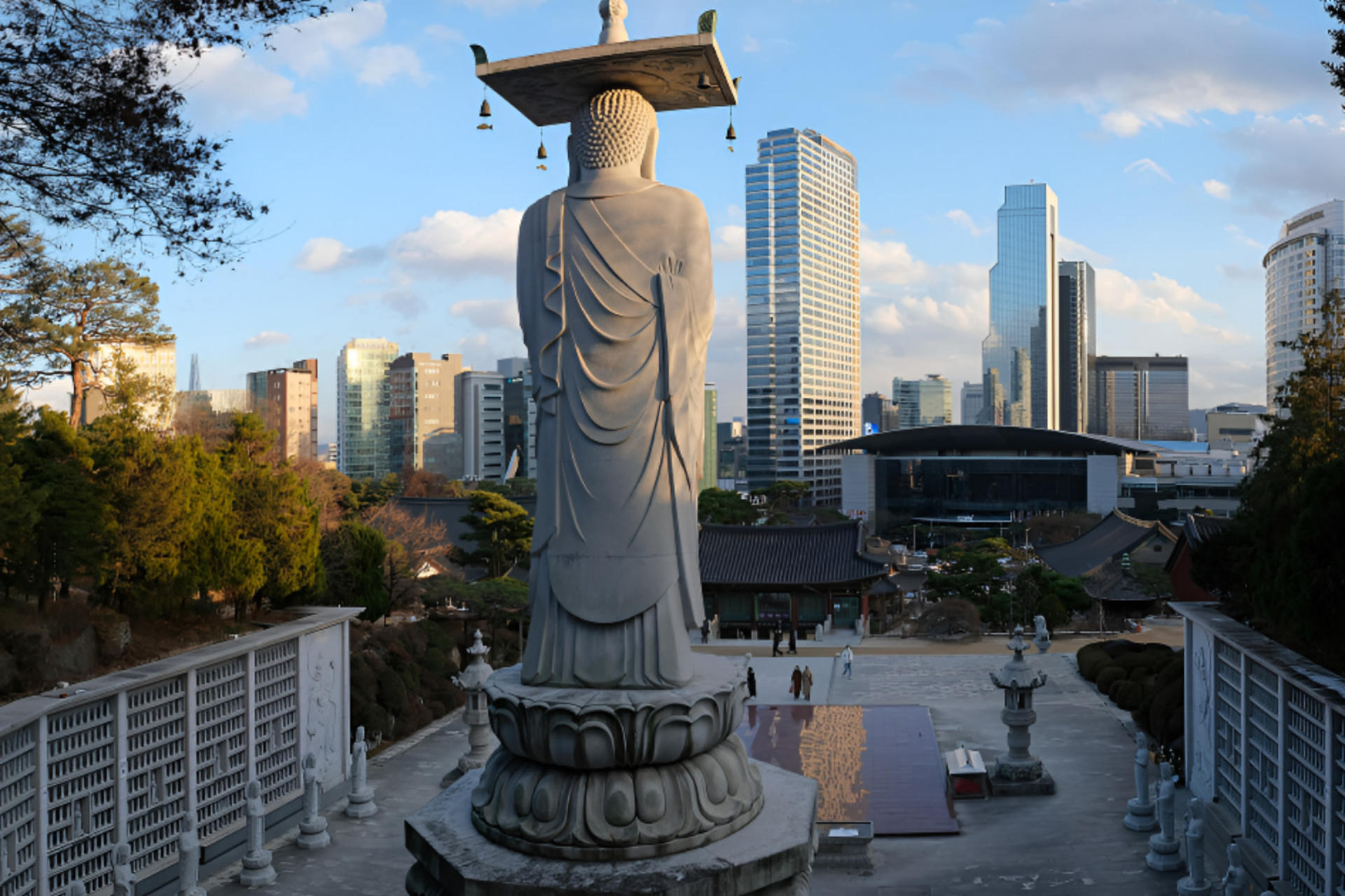Seoul Gangnam Time travel : Royal Tombs & Starfield Library - Image 1