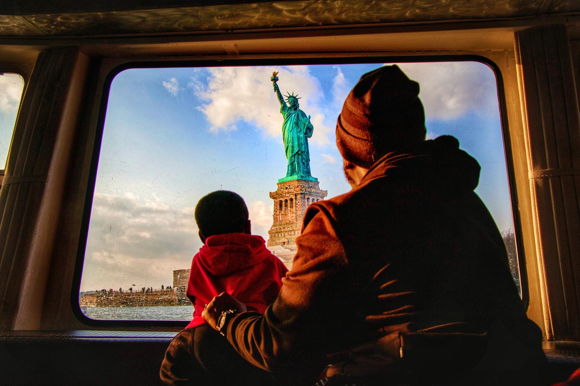 New York in One Day Guided Sightseeing Bus Tour - Thumbnail 4