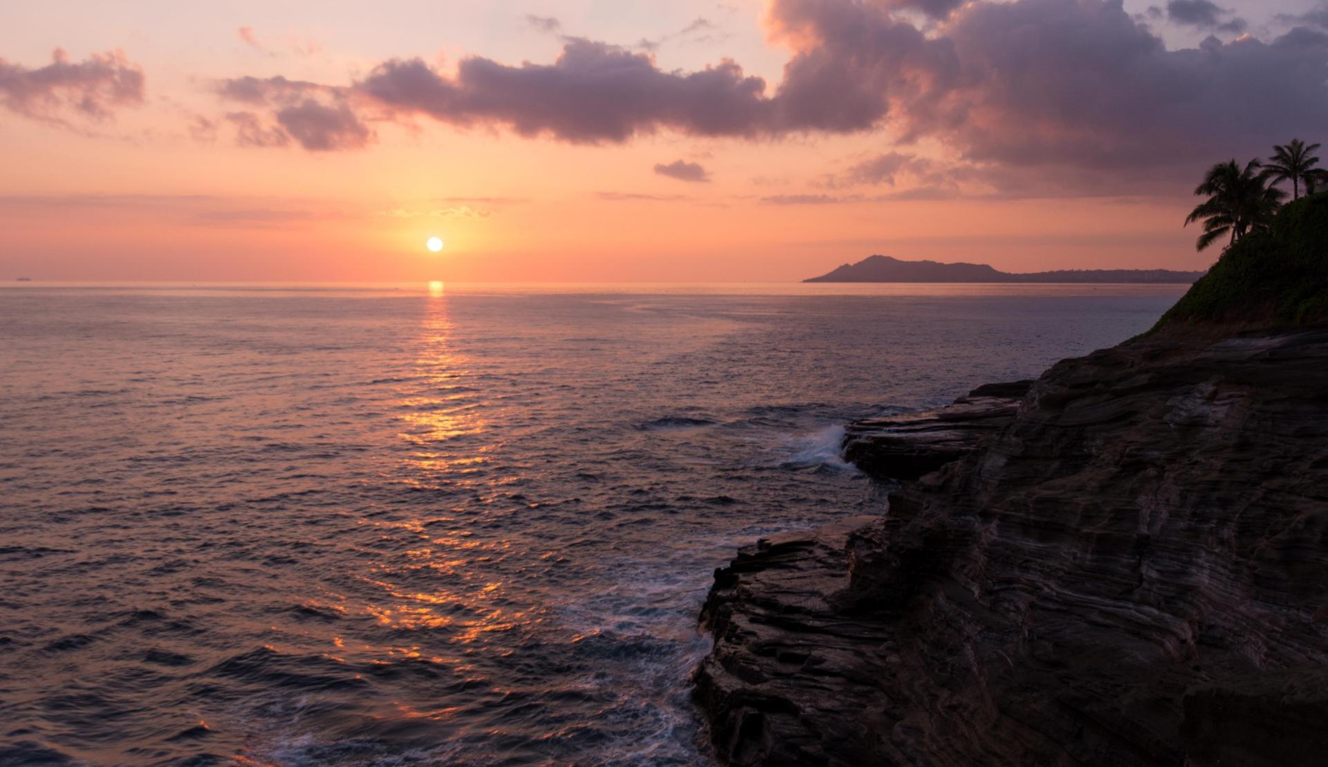 Honolulu Sea-Cliff Tour with Sunset in O'ahu - Thumbnail 4