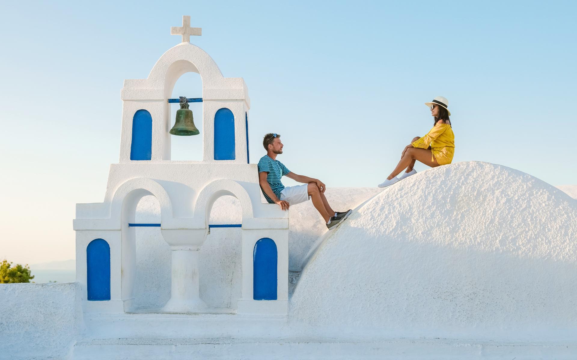 Professional Photoshoot in Santorini - Thumbnail 18