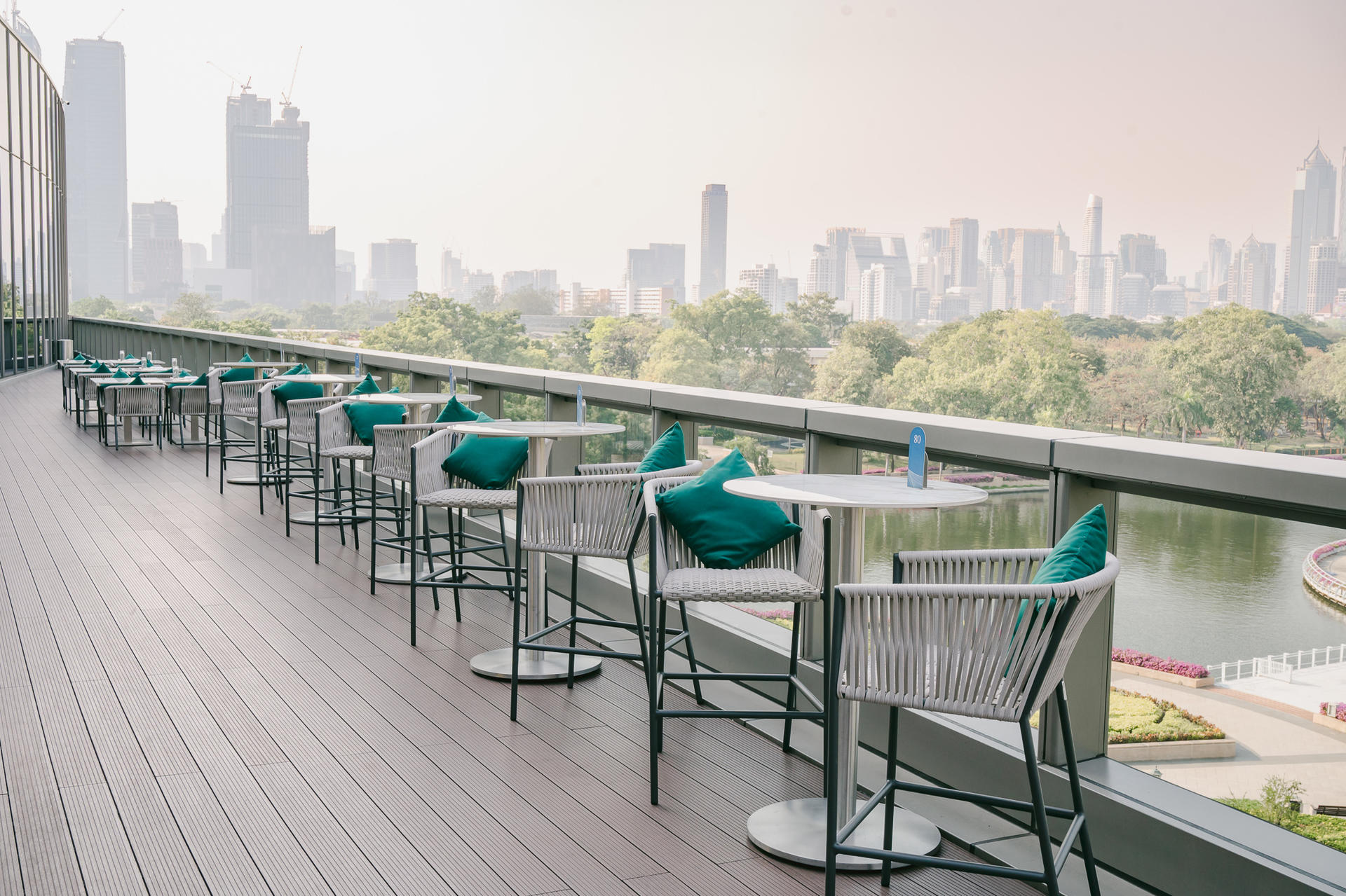 Vantage Point Buffet at Queen Sirikit National Convention Center - Thumbnail 8