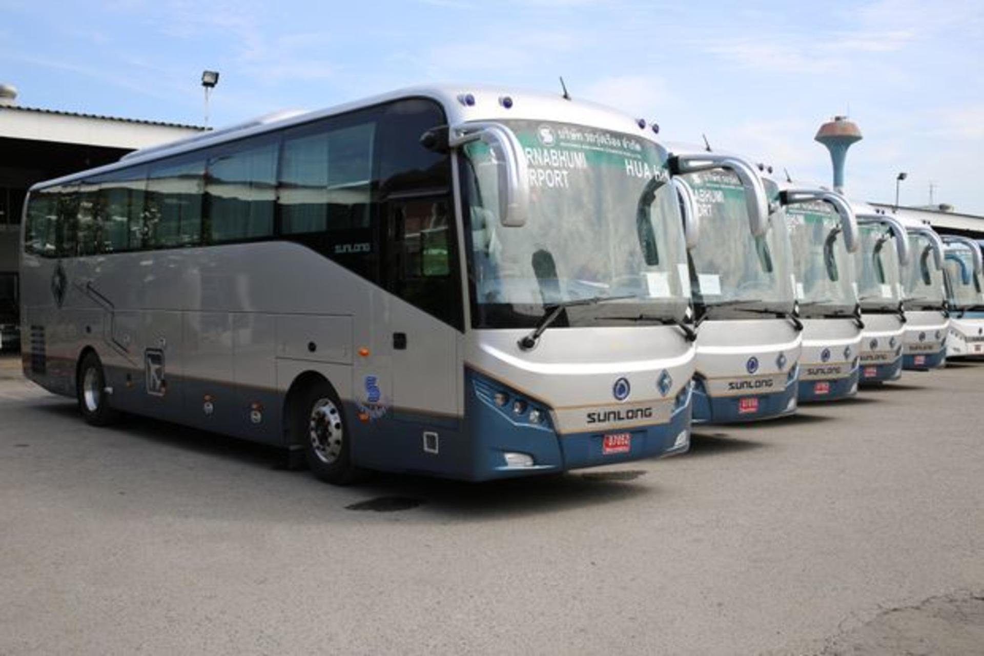 Shared Bus Transfer to Hua Hin - Thumbnail 2
