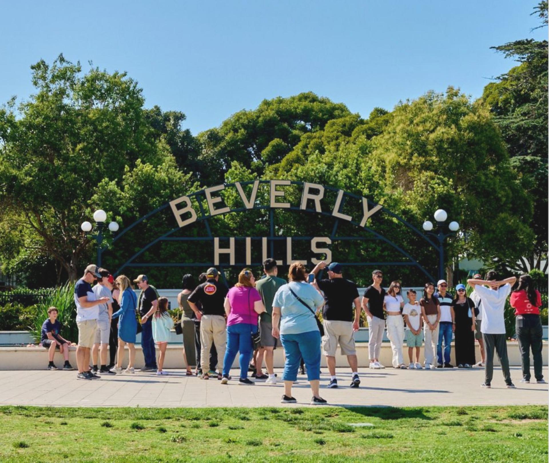 Los Angeles Half-Day City & Beach Tour with Hotel Pickup - Thumbnail 10