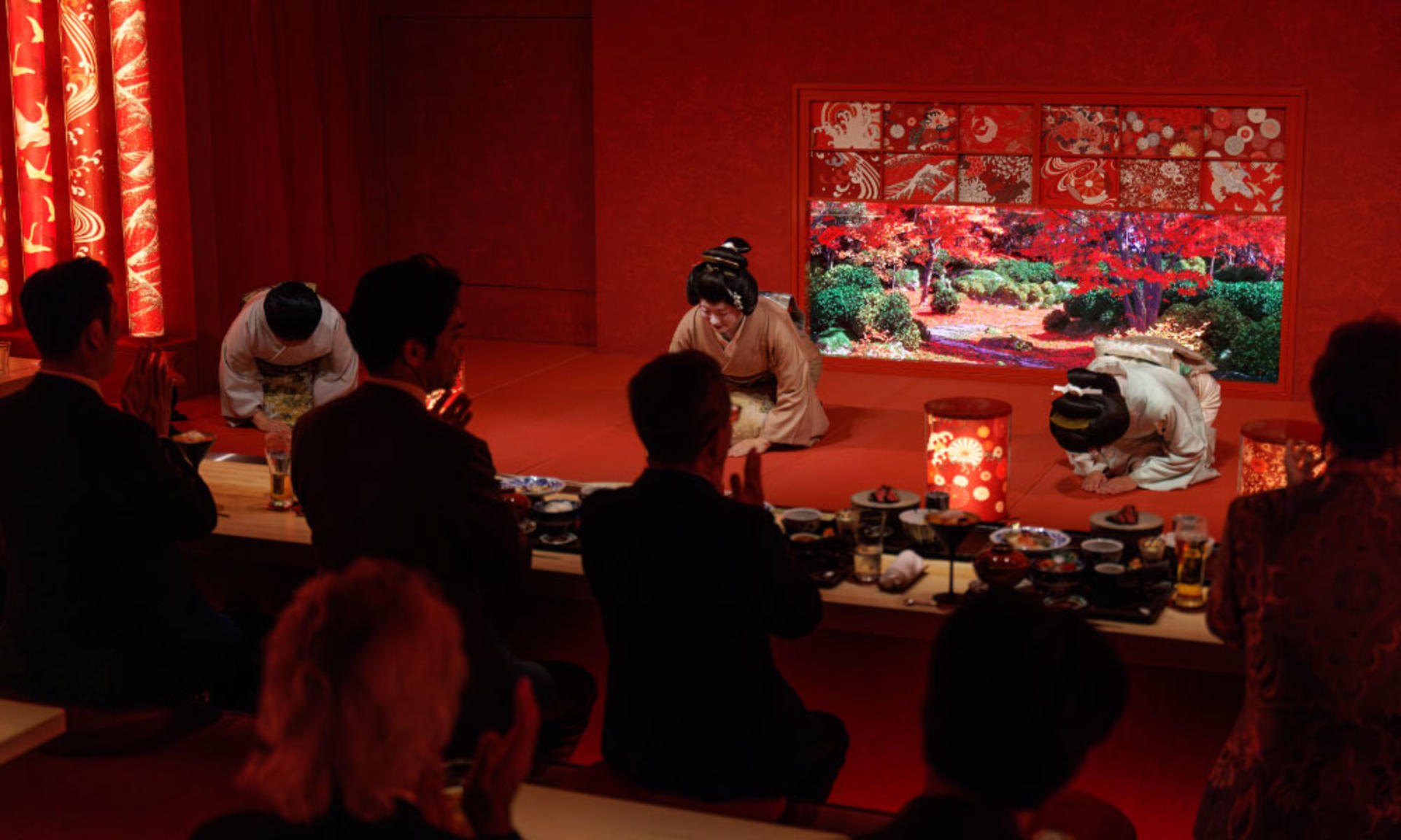 Tokyo Shimbashi Grand Hammer Stage Banquet Restaurant Benitsuya in Shinbashi, Tokyo - Thumbnail 7