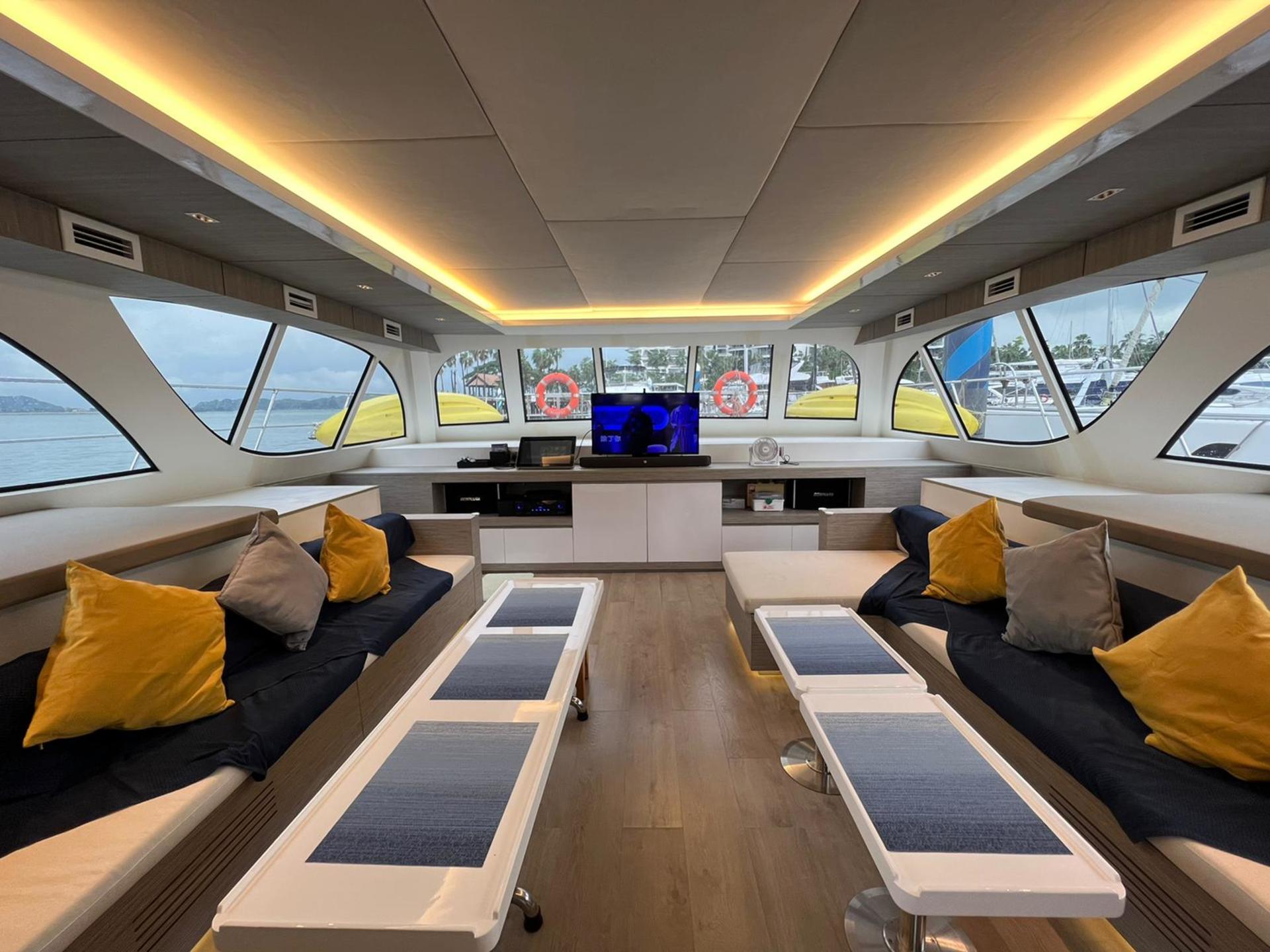 Southern Islands Yacht Charter on Maximum by Valencia Yachts - Thumbnail 3