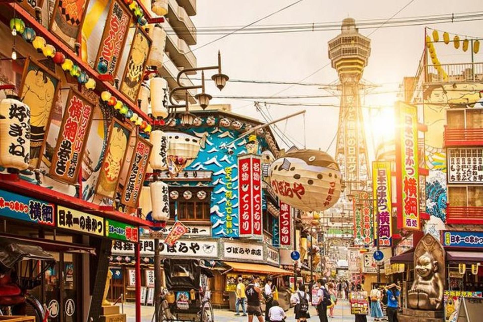 Shinsekai Night Food Tour with 15 Dishes & 3 Drinks - Image 1